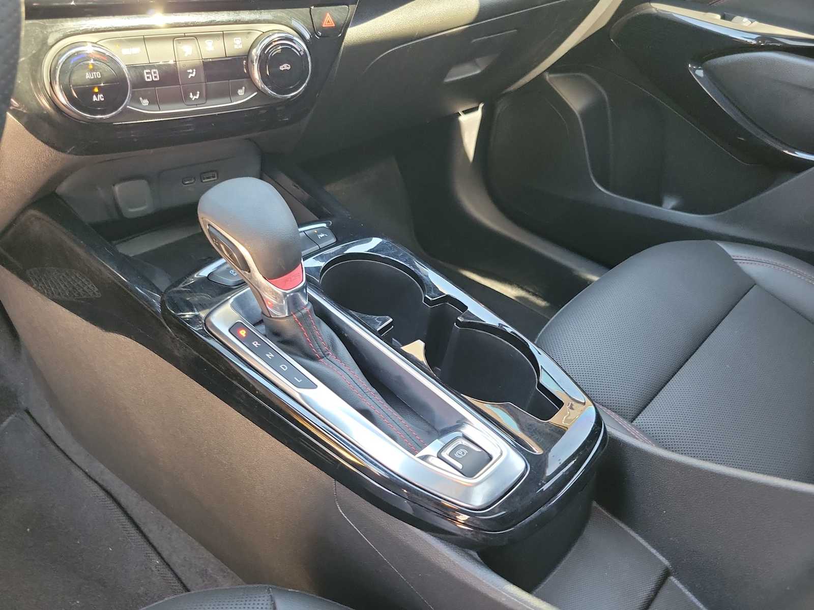 Thumbnail: 2025 Chevrolet Trax - 13