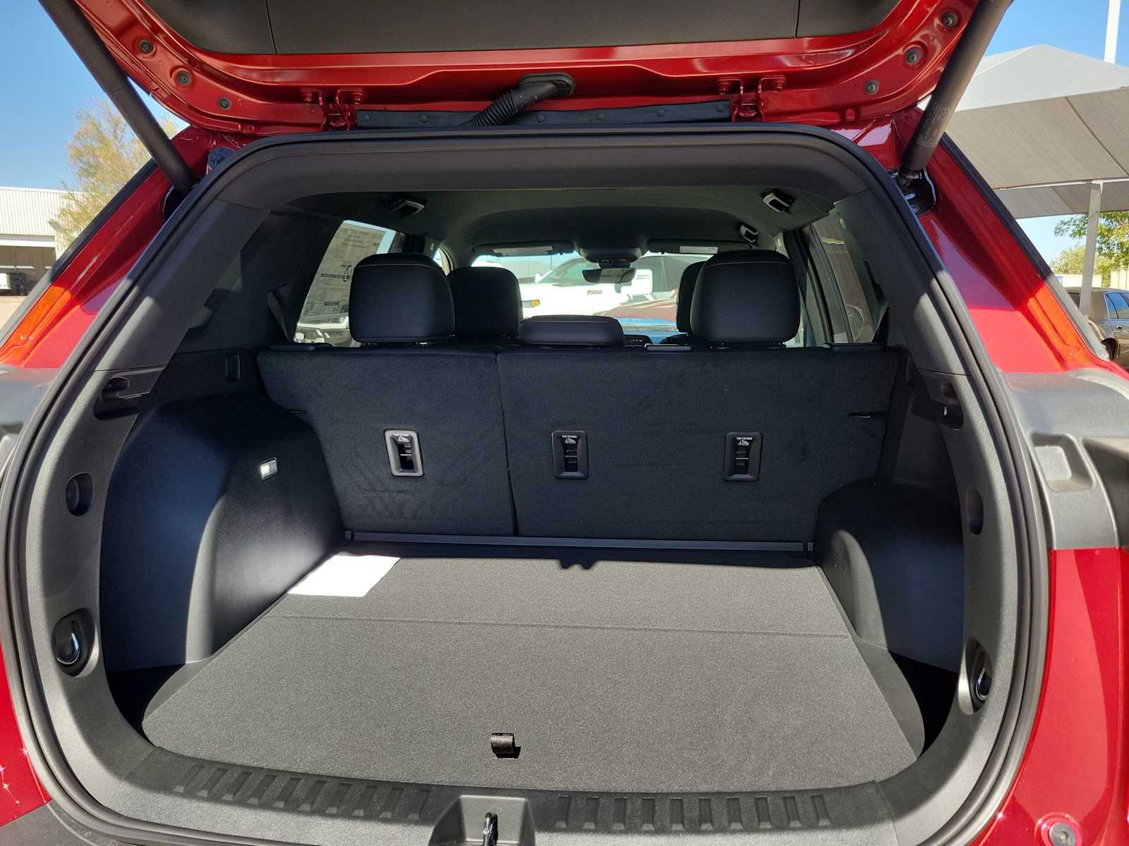 Thumbnail: 2026 Chevrolet Equinox - 19