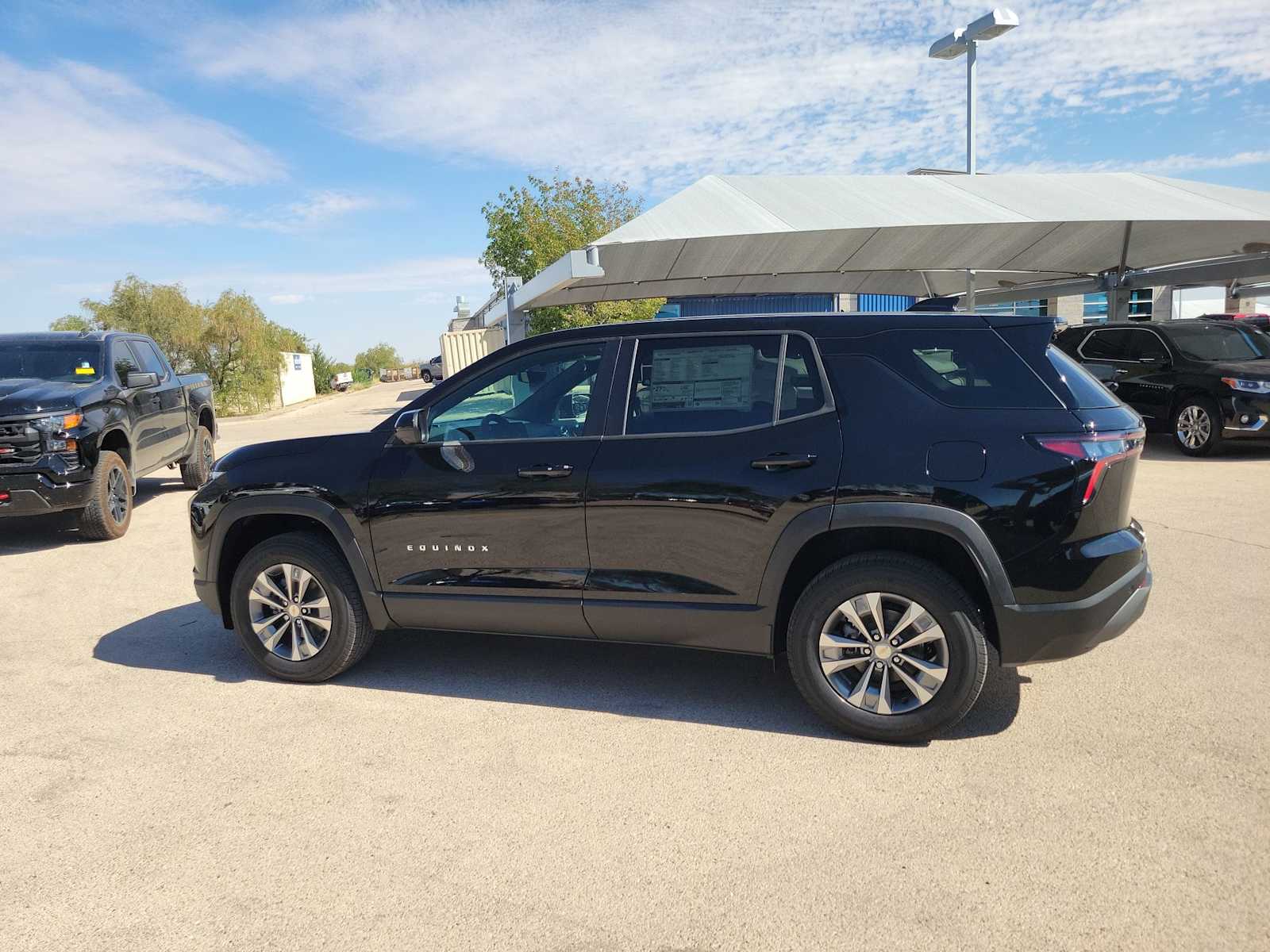 Thumbnail: 2026 Chevrolet Equinox - 3