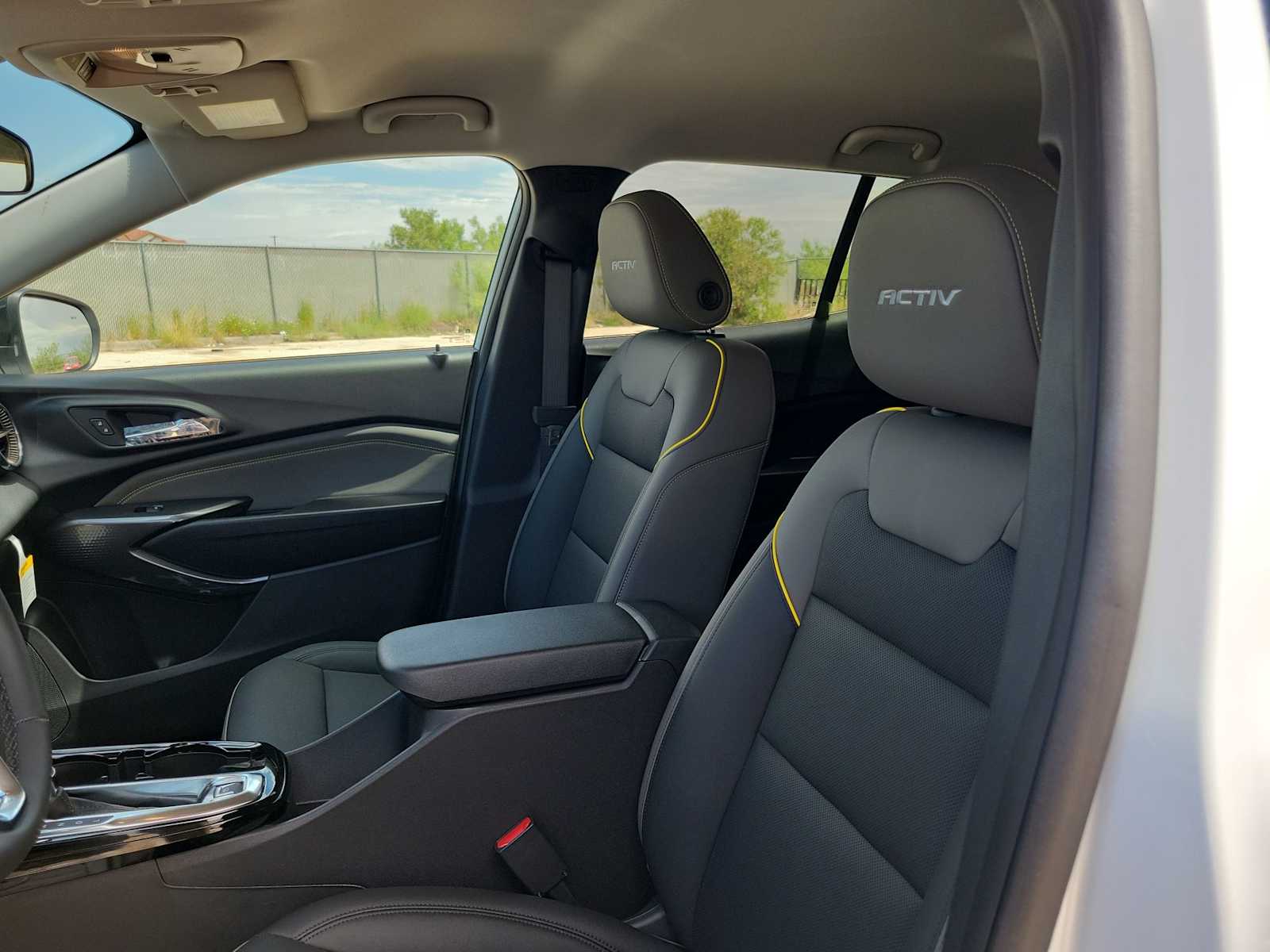 Thumbnail: 2026 Chevrolet Trax - 15