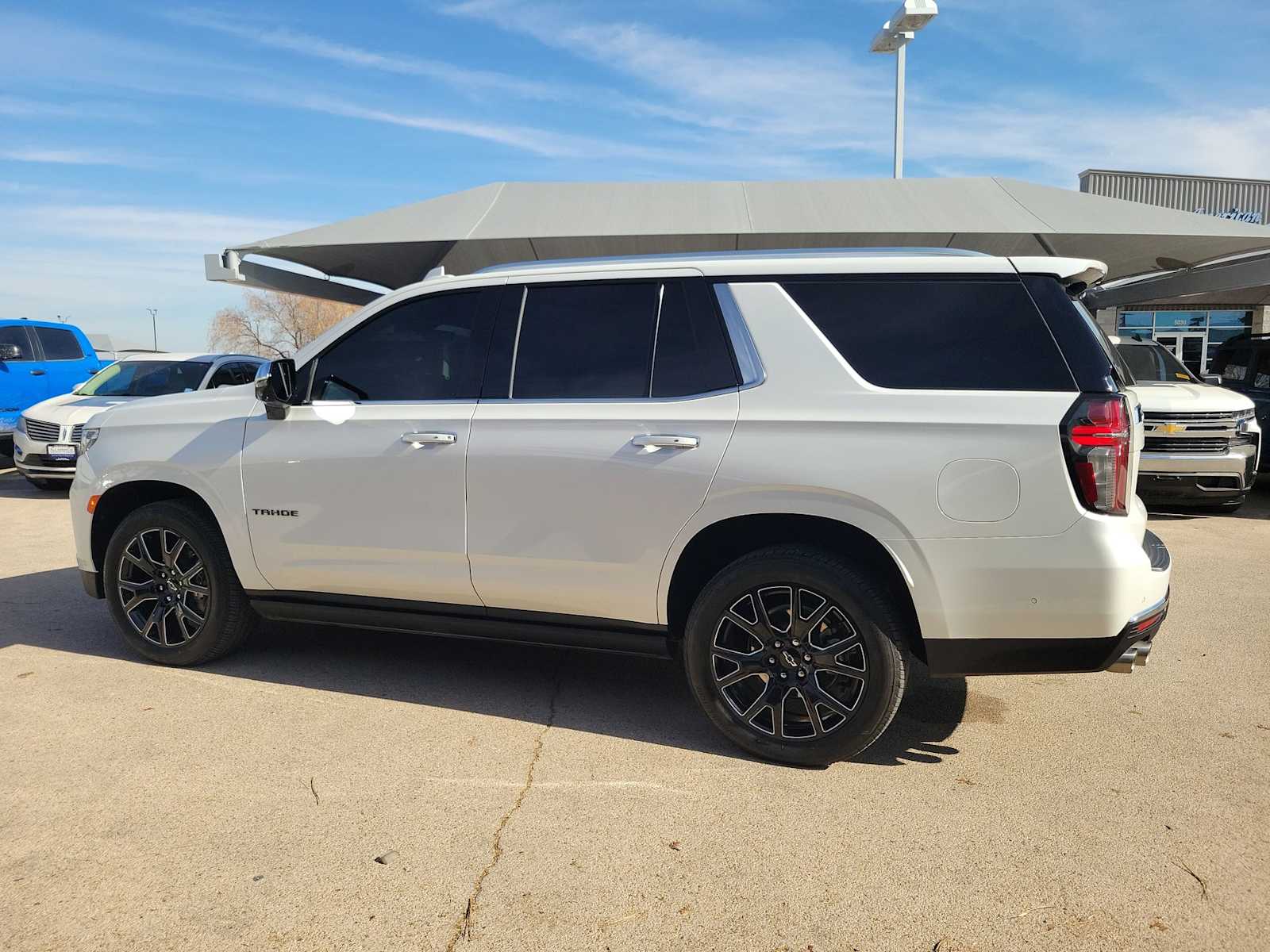 Thumbnail: 2024 Chevrolet Tahoe - 3