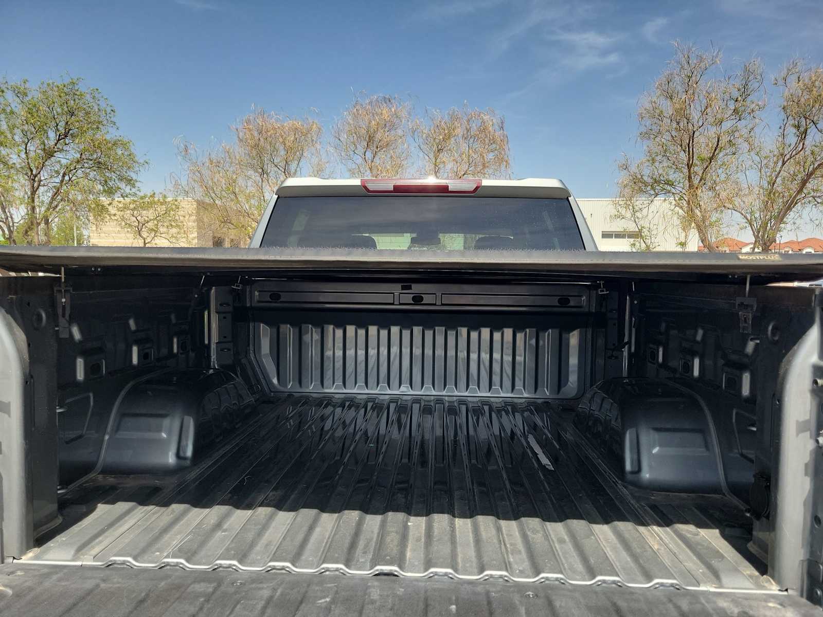 Thumbnail: 2023 Chevrolet Silverado 1500 - 24