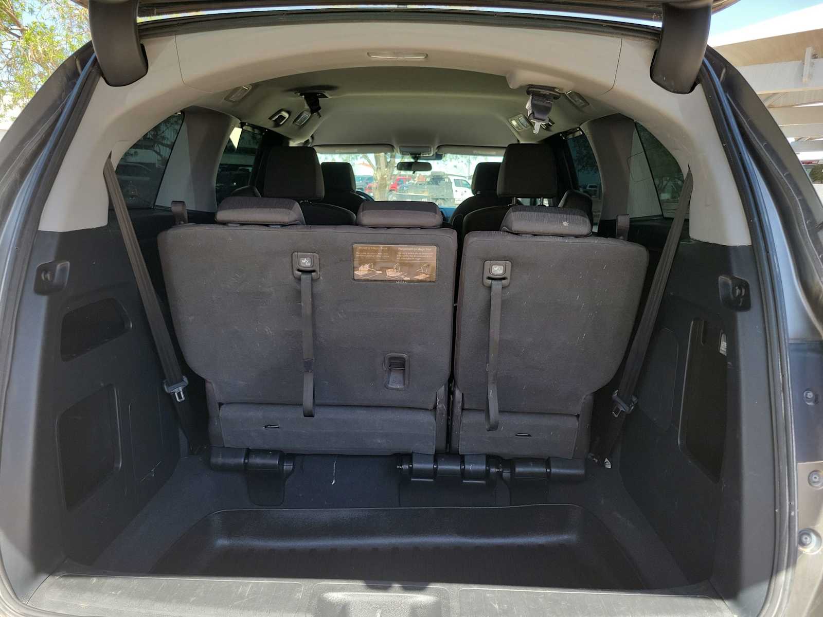 Thumbnail: 2020 Honda Odyssey - 23