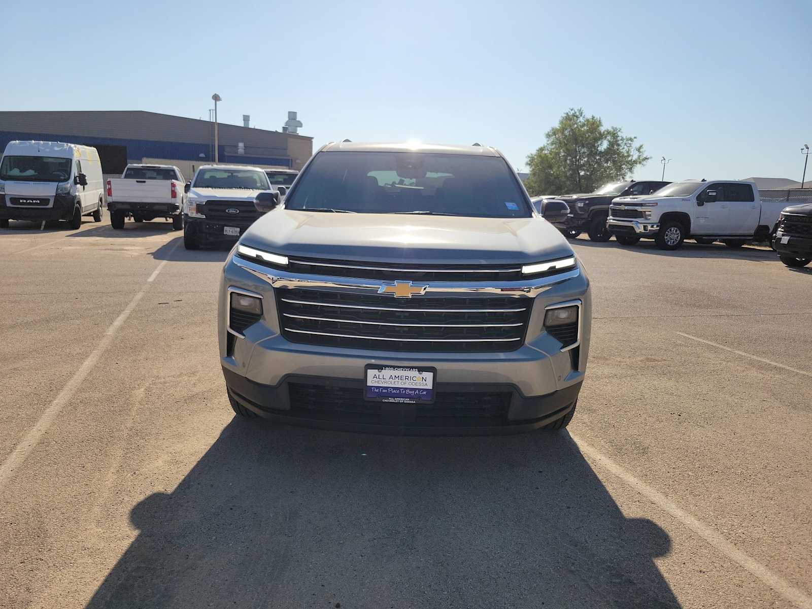 Thumbnail: 2026 Chevrolet Traverse - 3
