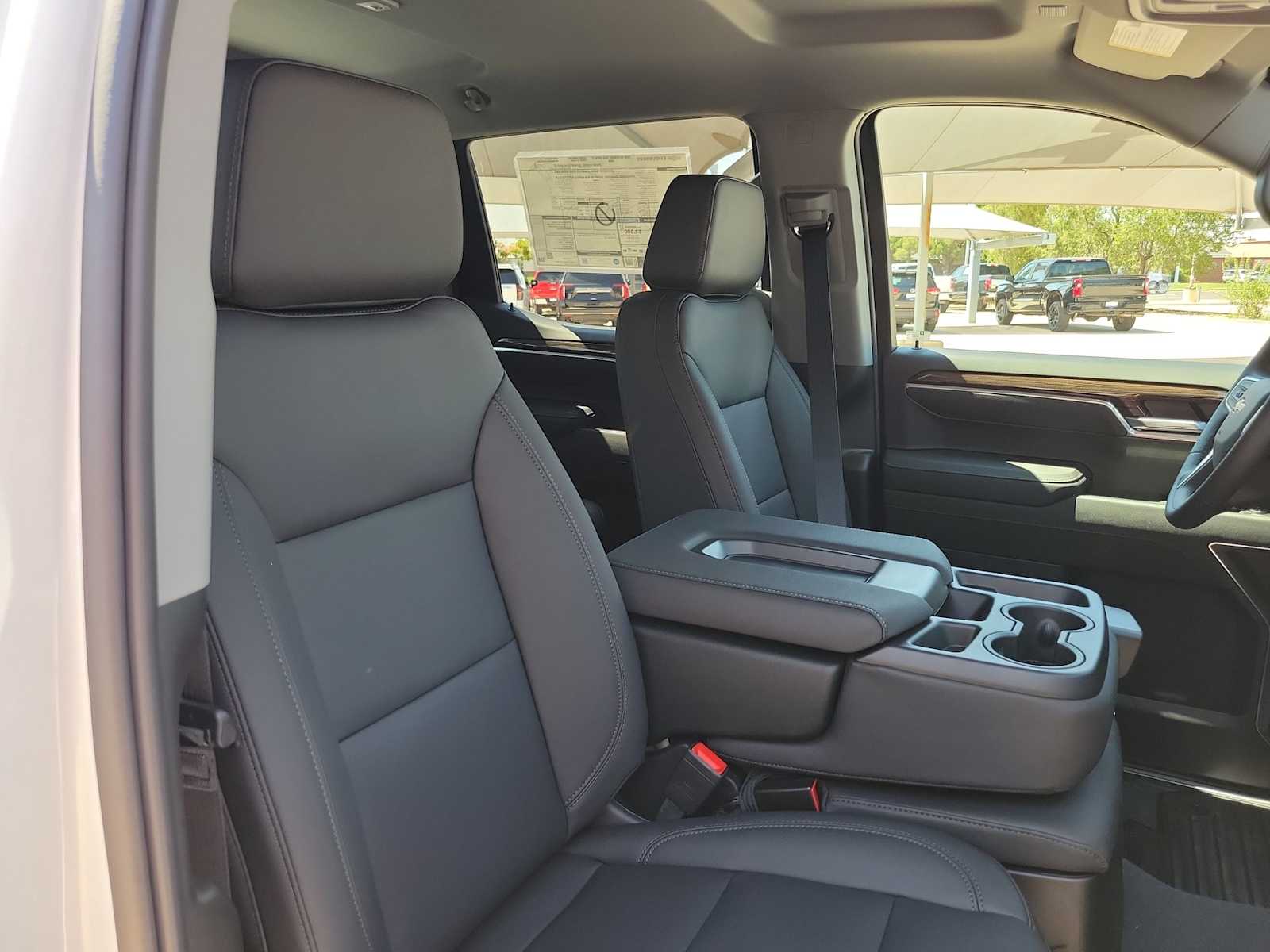 Thumbnail: 2026 Chevrolet Silverado 1500 - 14