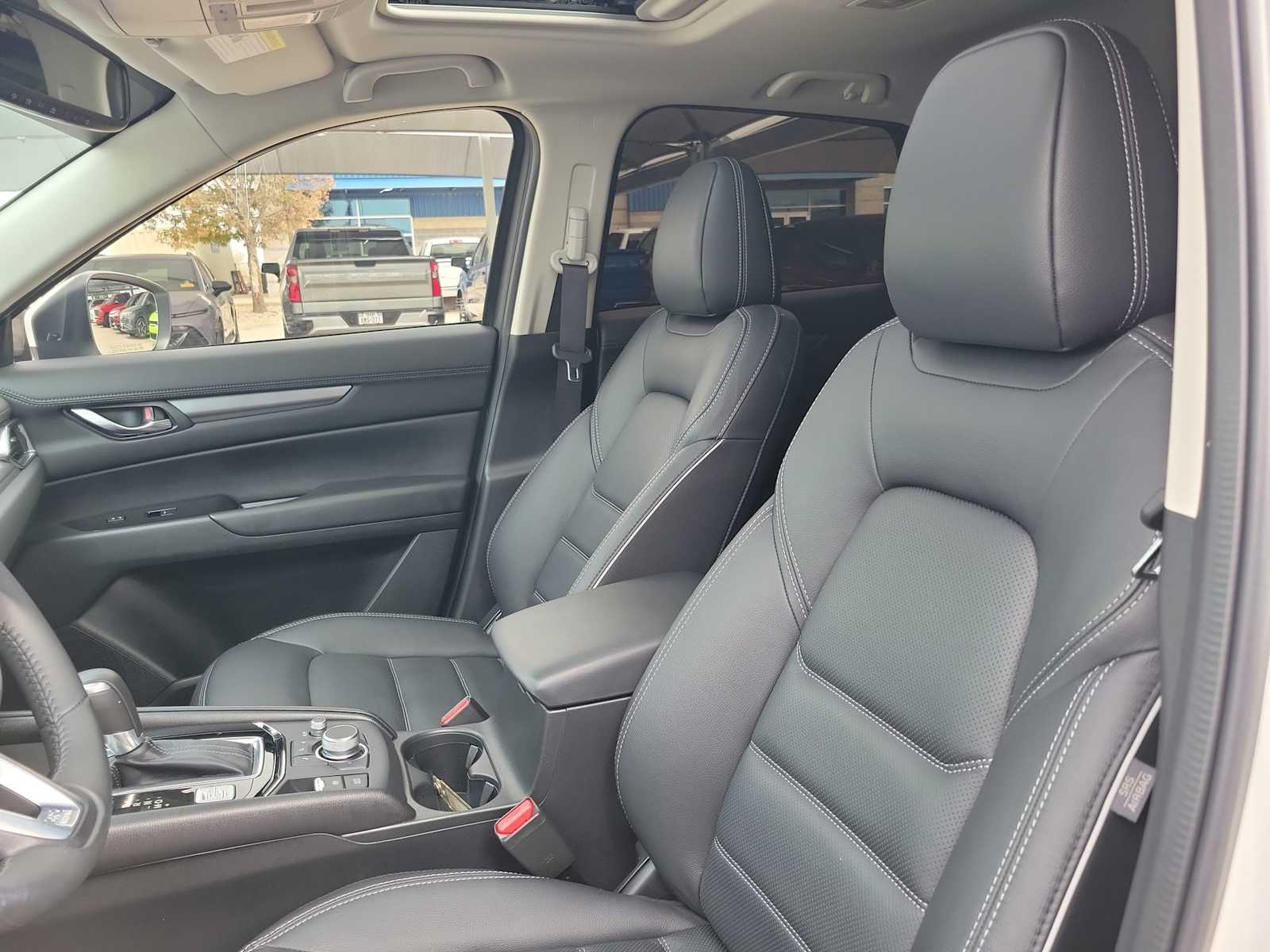 Thumbnail: 2025 Mazda CX-5 - 11