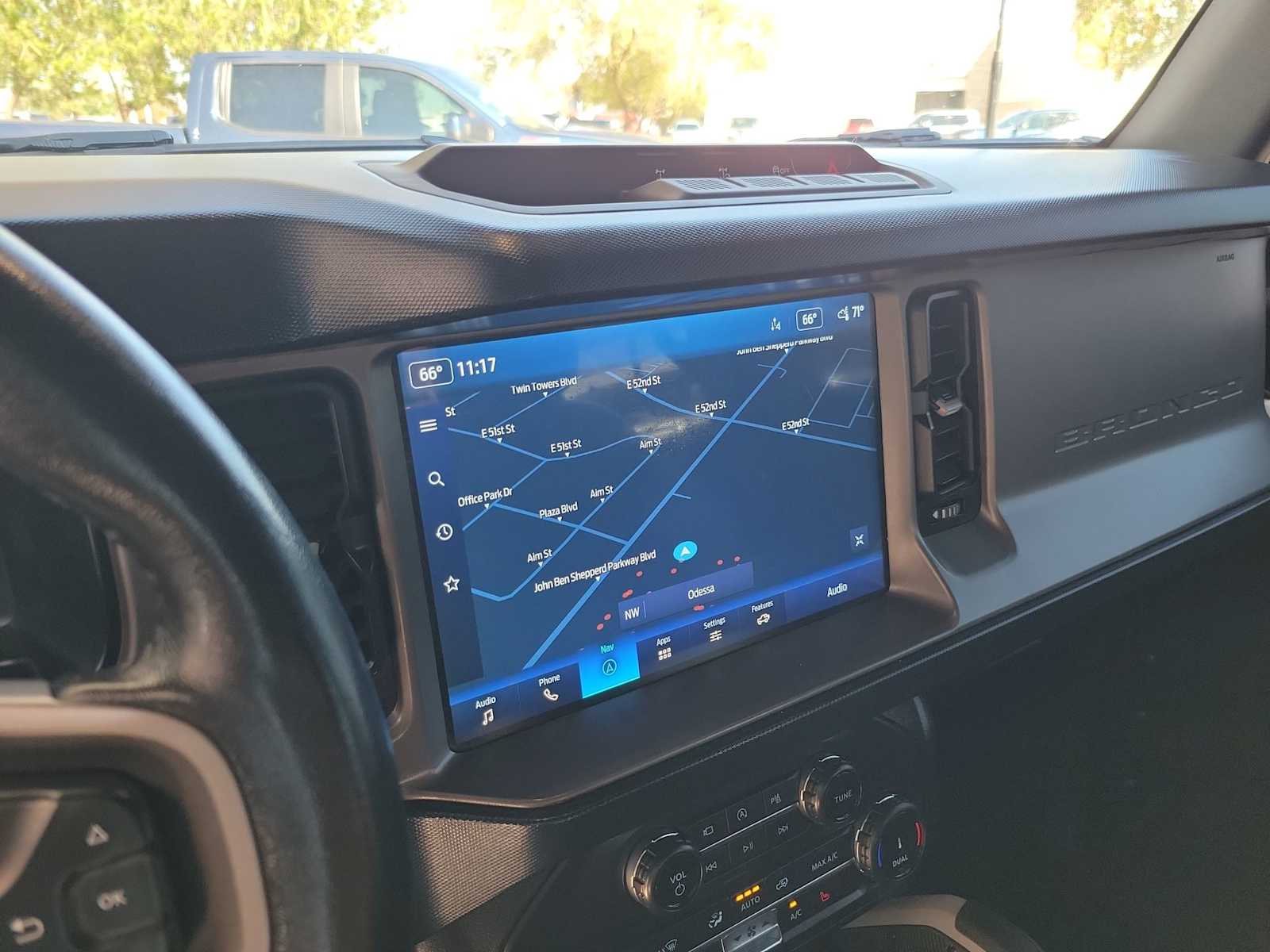 Thumbnail: 2022 Ford Bronco - 20