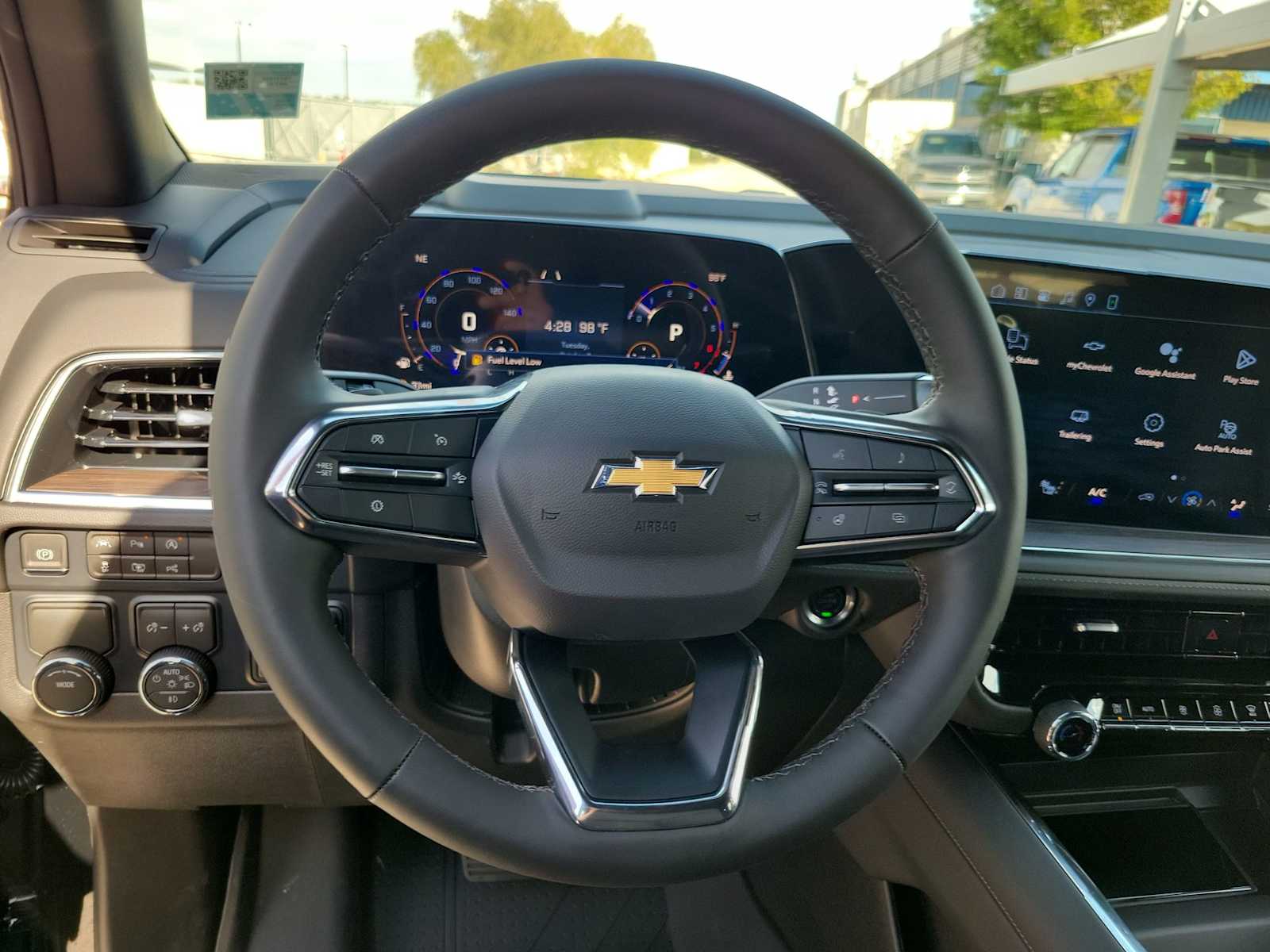 Thumbnail: 2026 Chevrolet Tahoe - 15