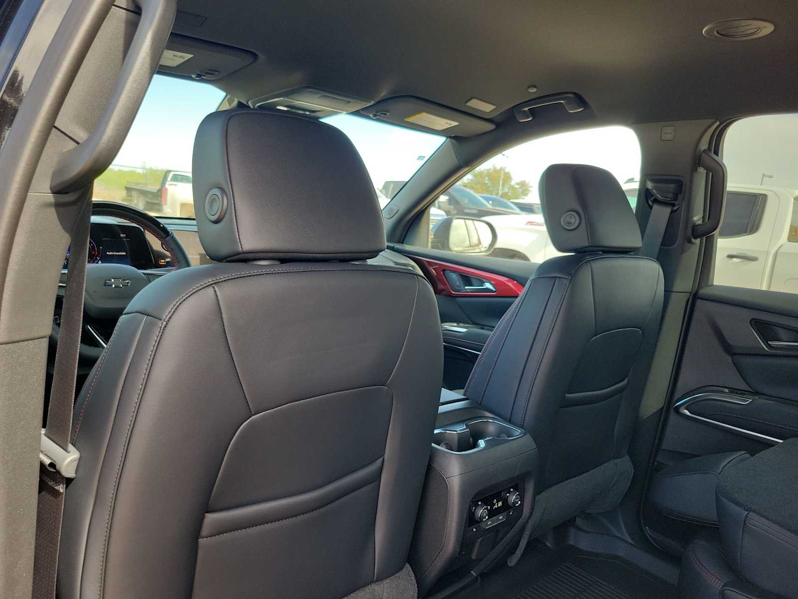 Thumbnail: 2026 Chevrolet Traverse - 16