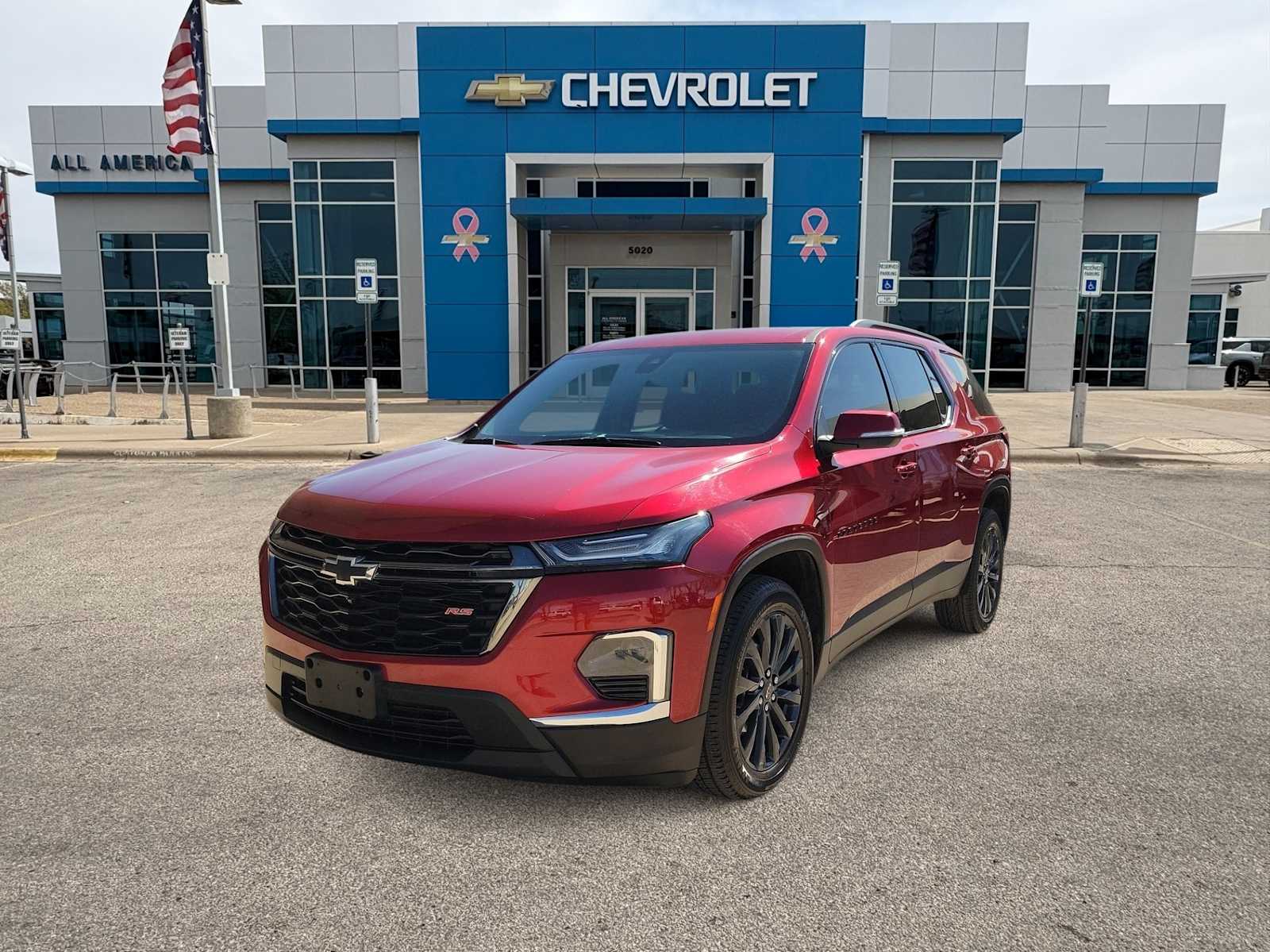 Thumbnail: 2023 Chevrolet Traverse - 1