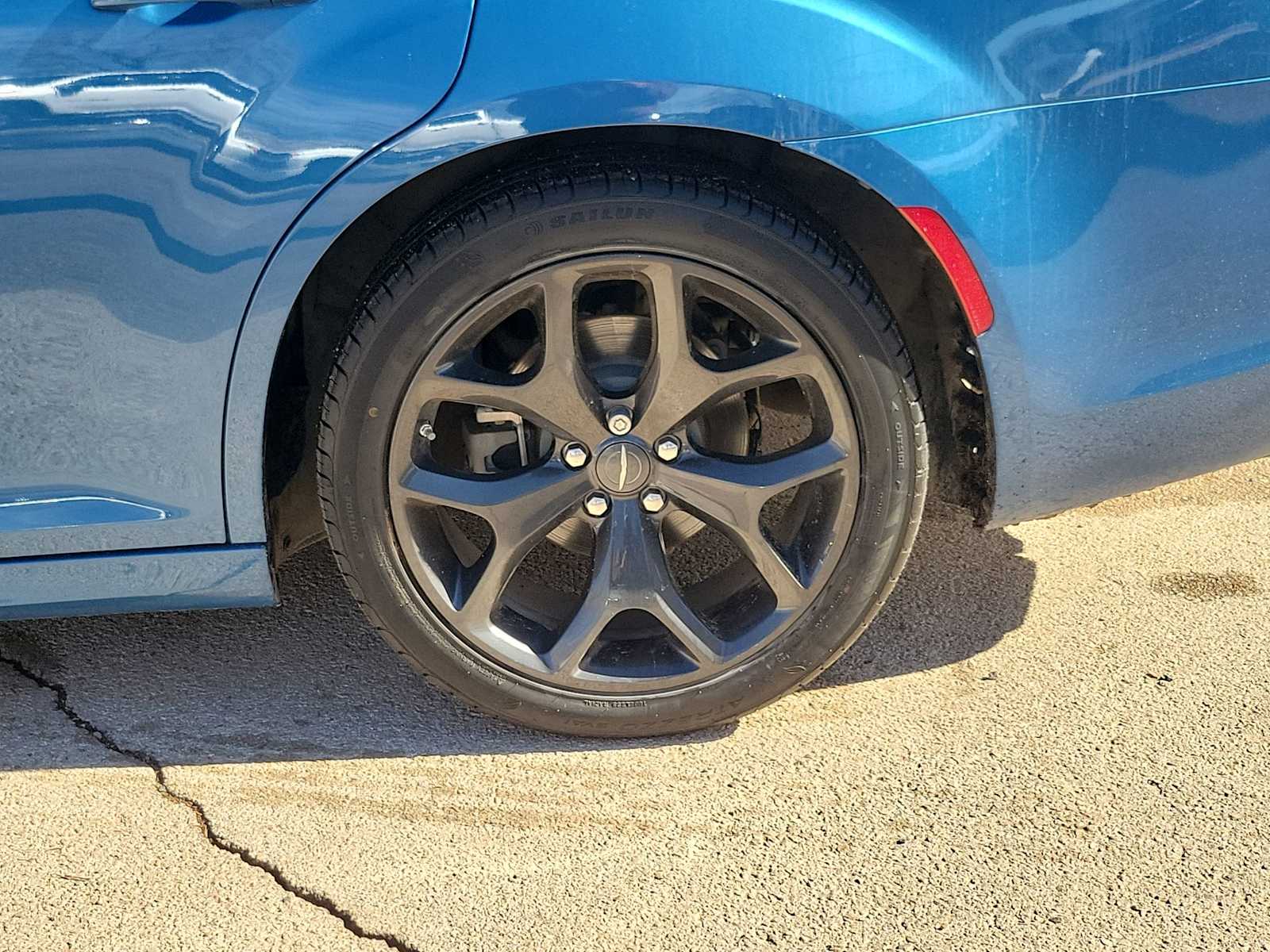 Thumbnail: 2022 Chrysler 300 - 4