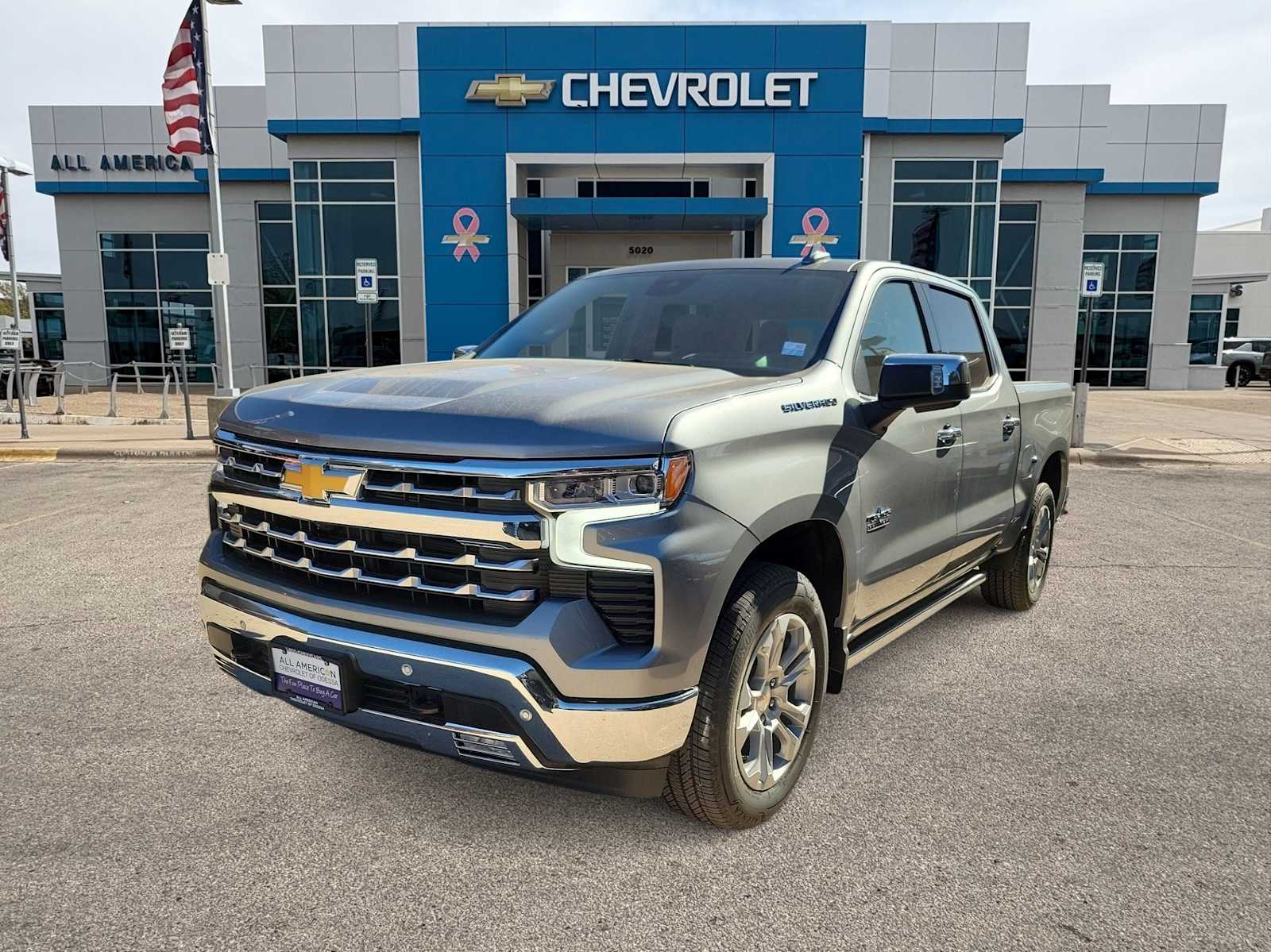 2026 Chevrolet Silverado LTZ's photo