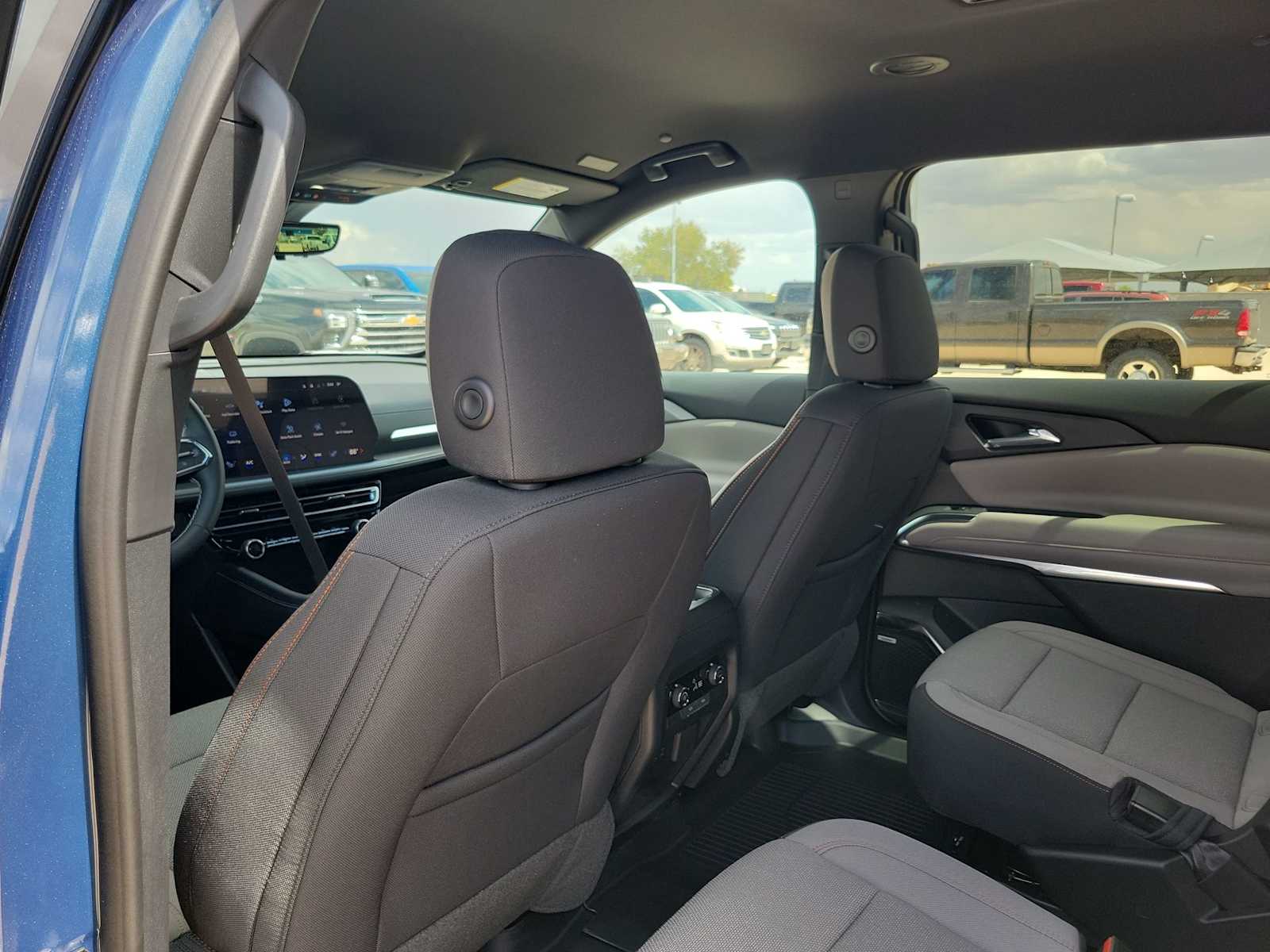 Thumbnail: 2026 Chevrolet Traverse - 16