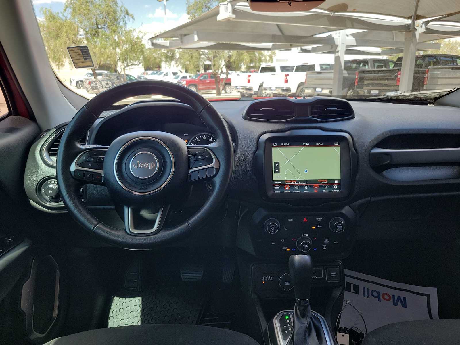 Thumbnail: 2022 Jeep Renegade - 10