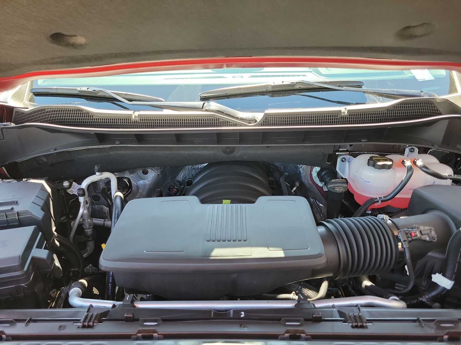 Thumbnail: 2026 Chevrolet Silverado 1500 - 9