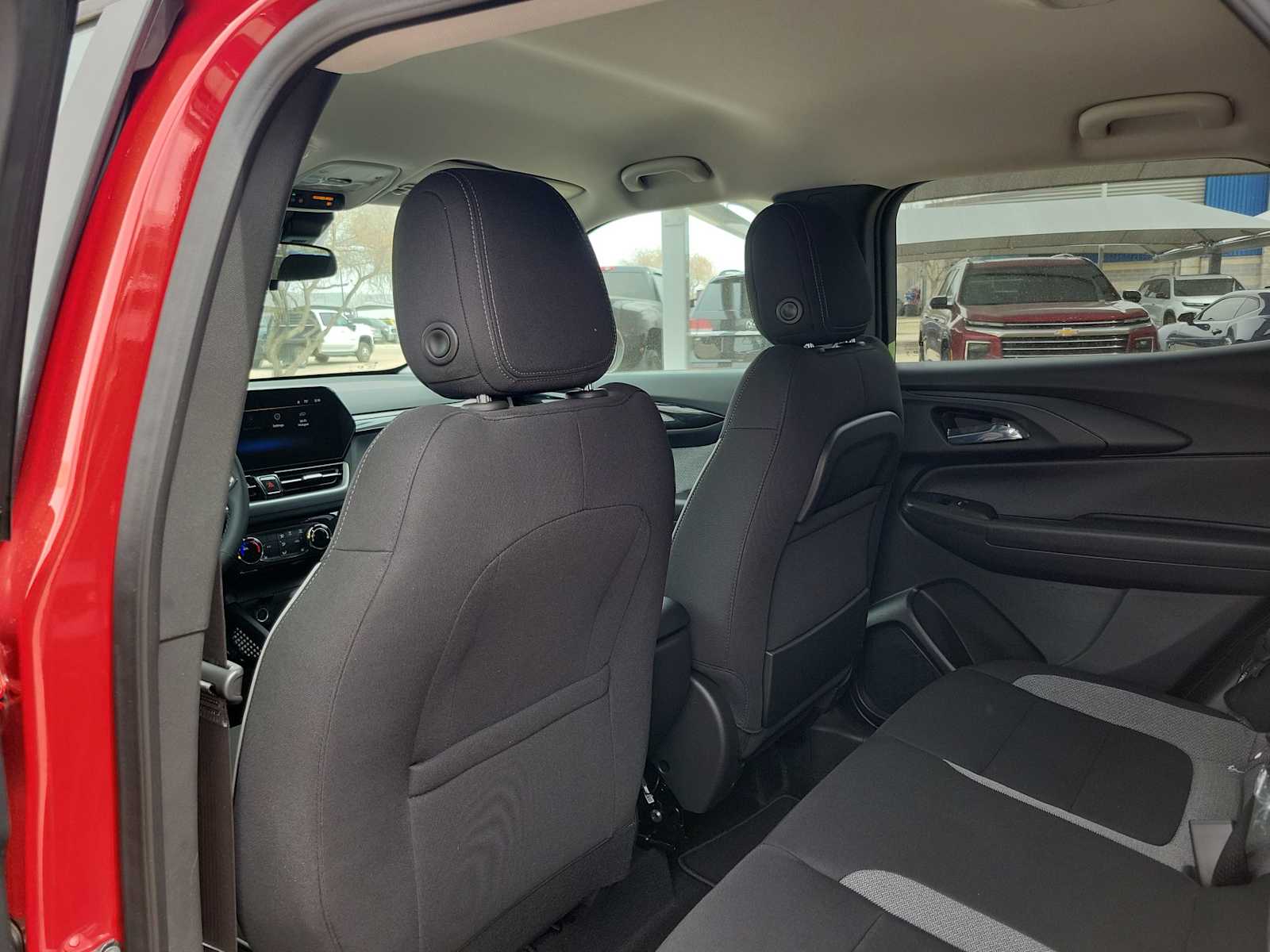 Thumbnail: 2026 Chevrolet TrailBlazer - 16