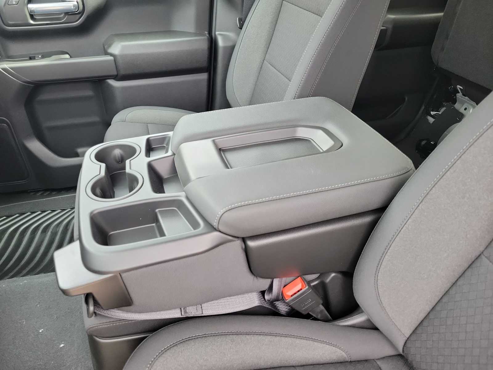 Thumbnail: 2026 Chevrolet Silverado 1500 - 12