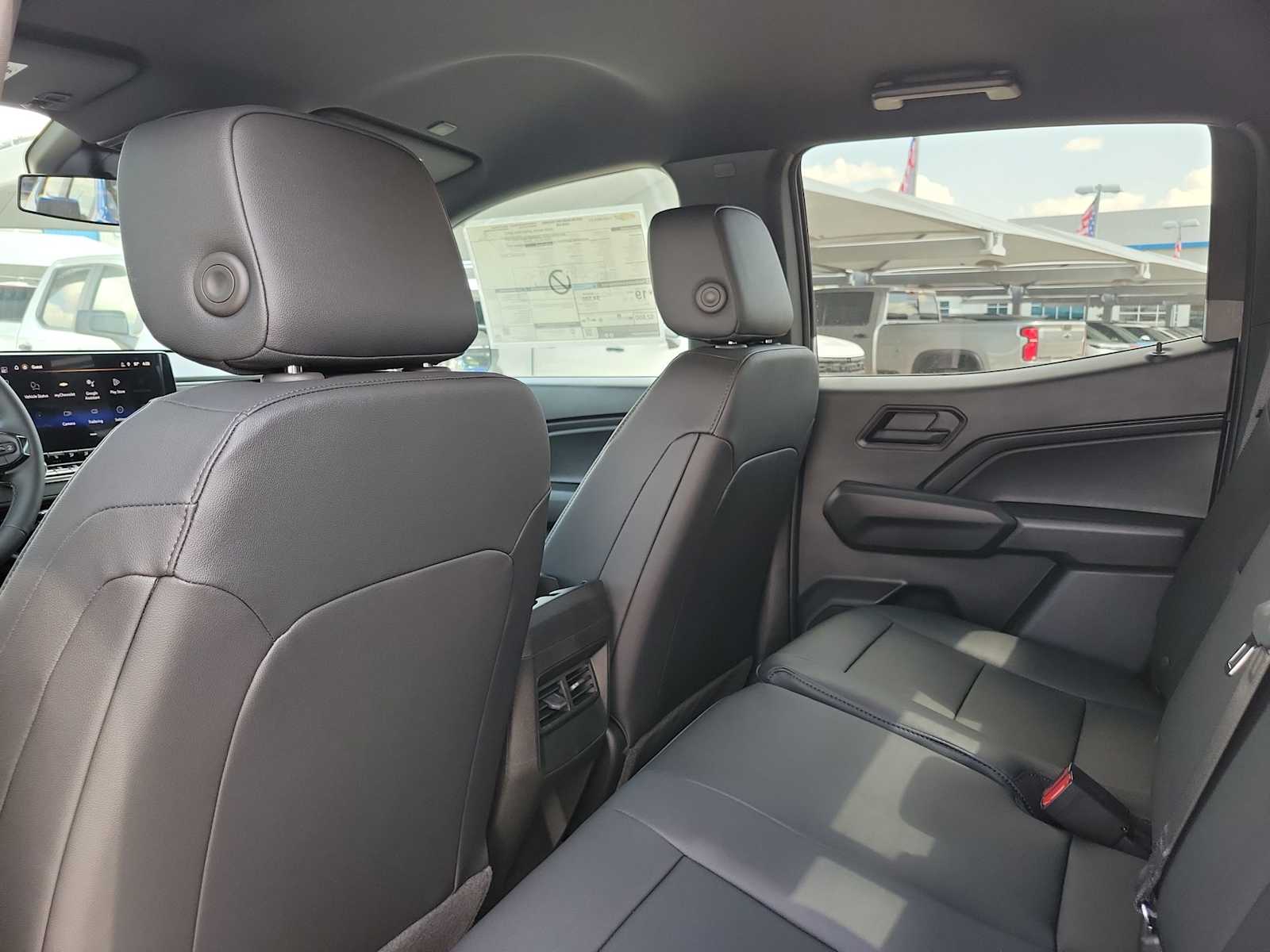 Thumbnail: 2026 Chevrolet Colorado - 11