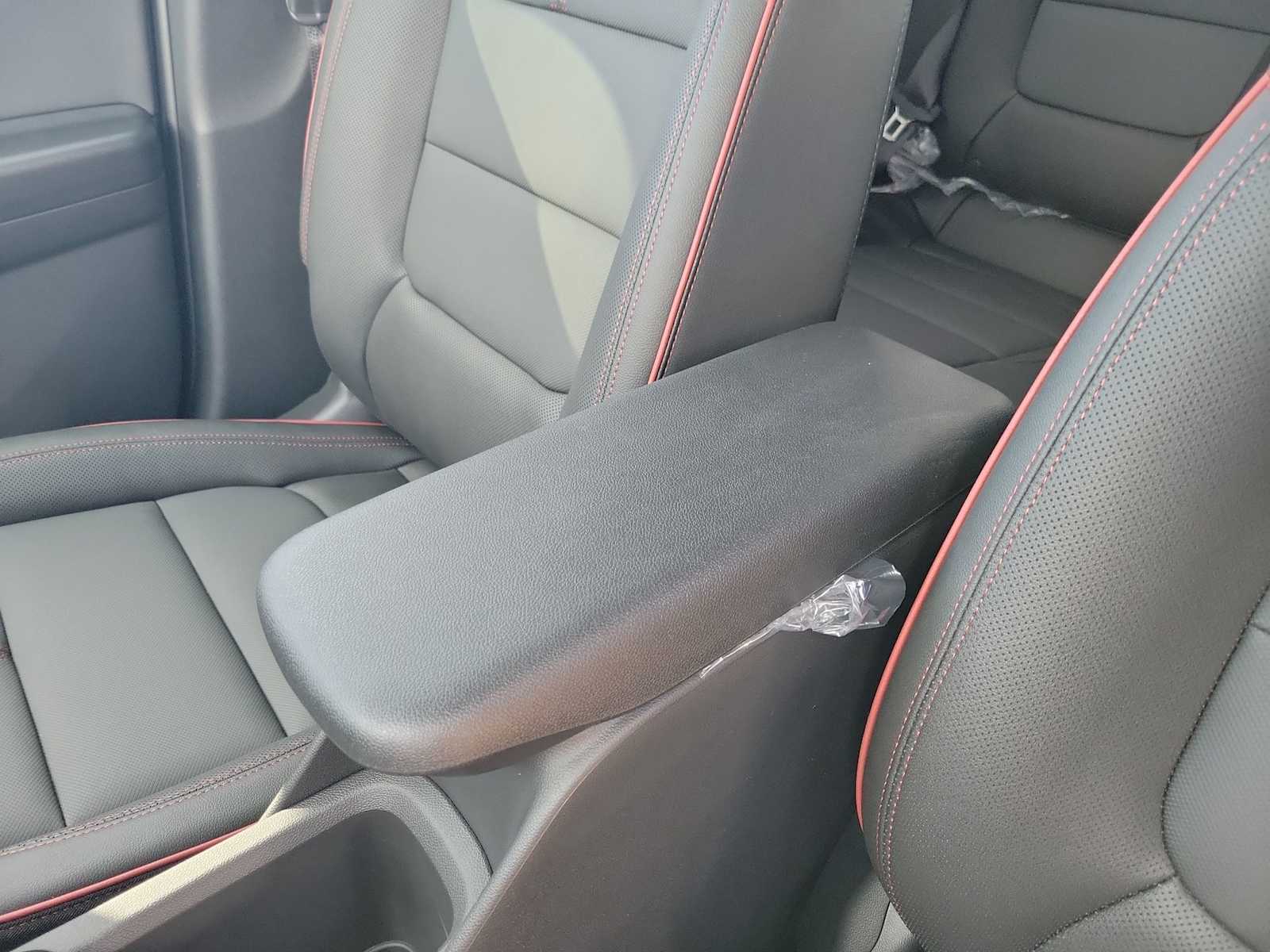 Thumbnail: 2026 Chevrolet TrailBlazer - 16