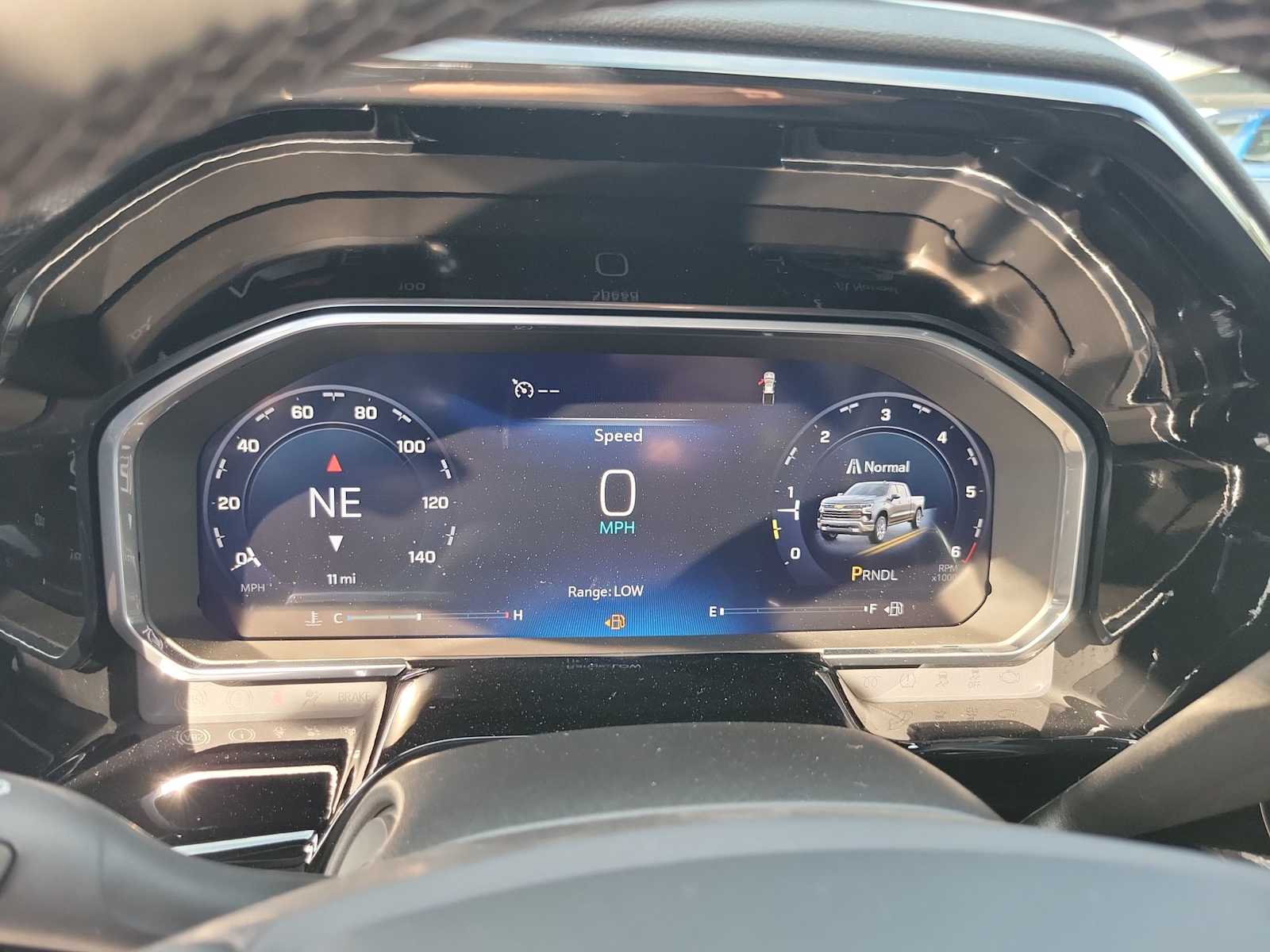 Thumbnail: 2026 Chevrolet Silverado 1500 - 18