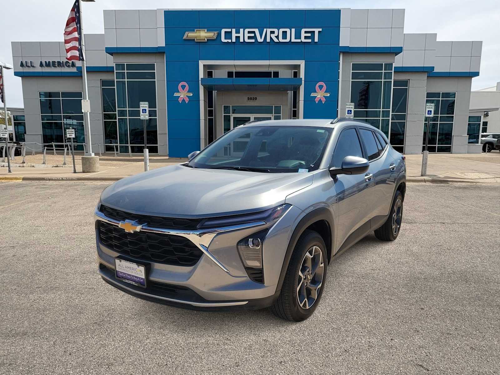Thumbnail: 2025 Chevrolet Trax - 1