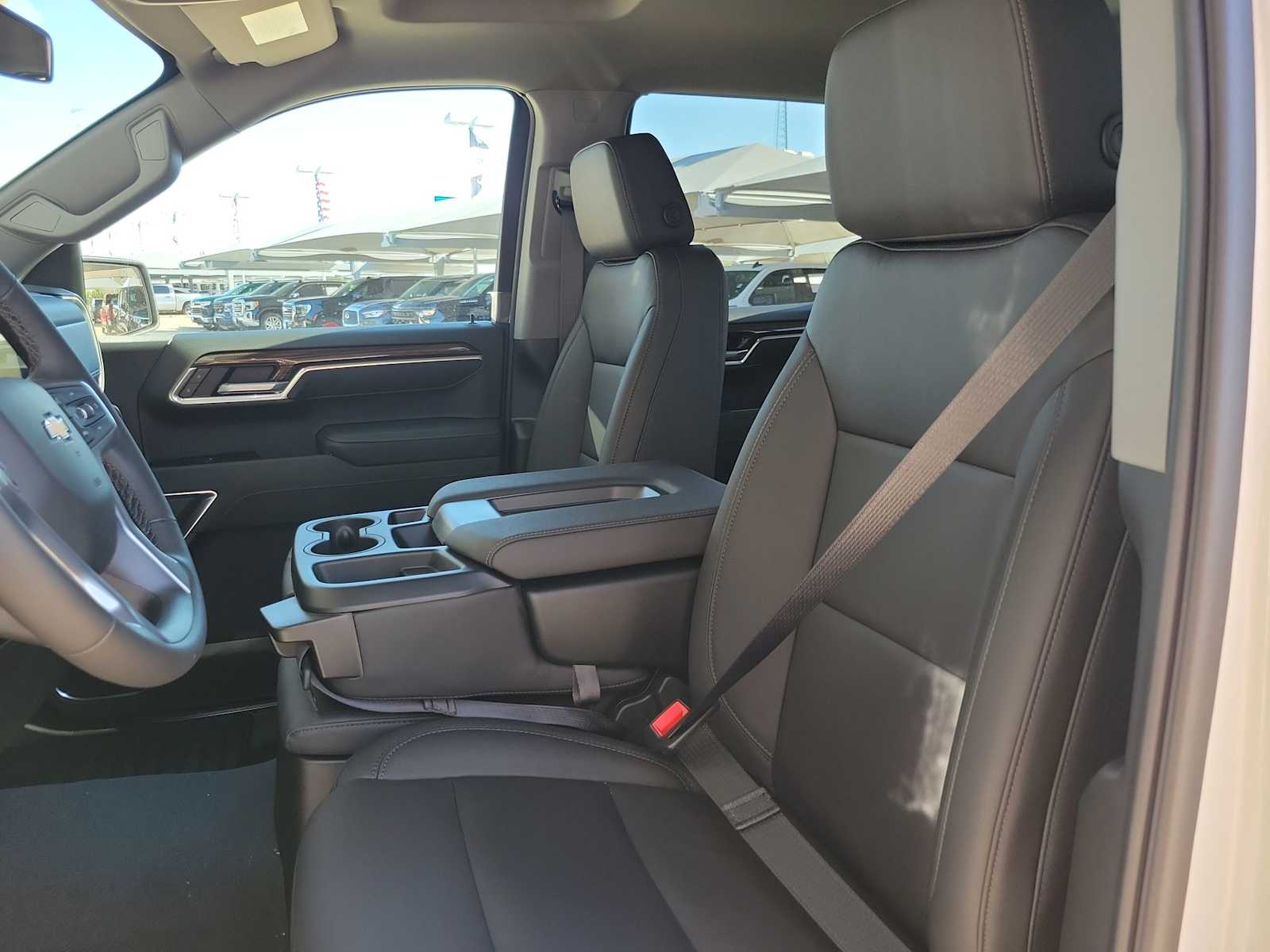 Thumbnail: 2026 Chevrolet Silverado 1500 - 11