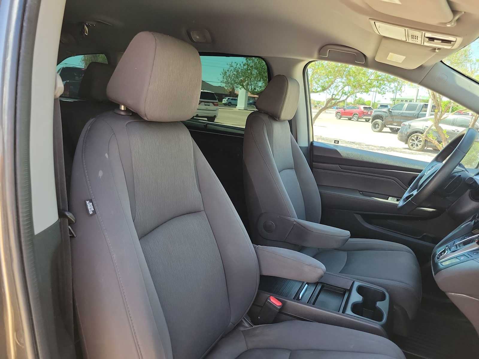Thumbnail: 2020 Honda Odyssey - 18