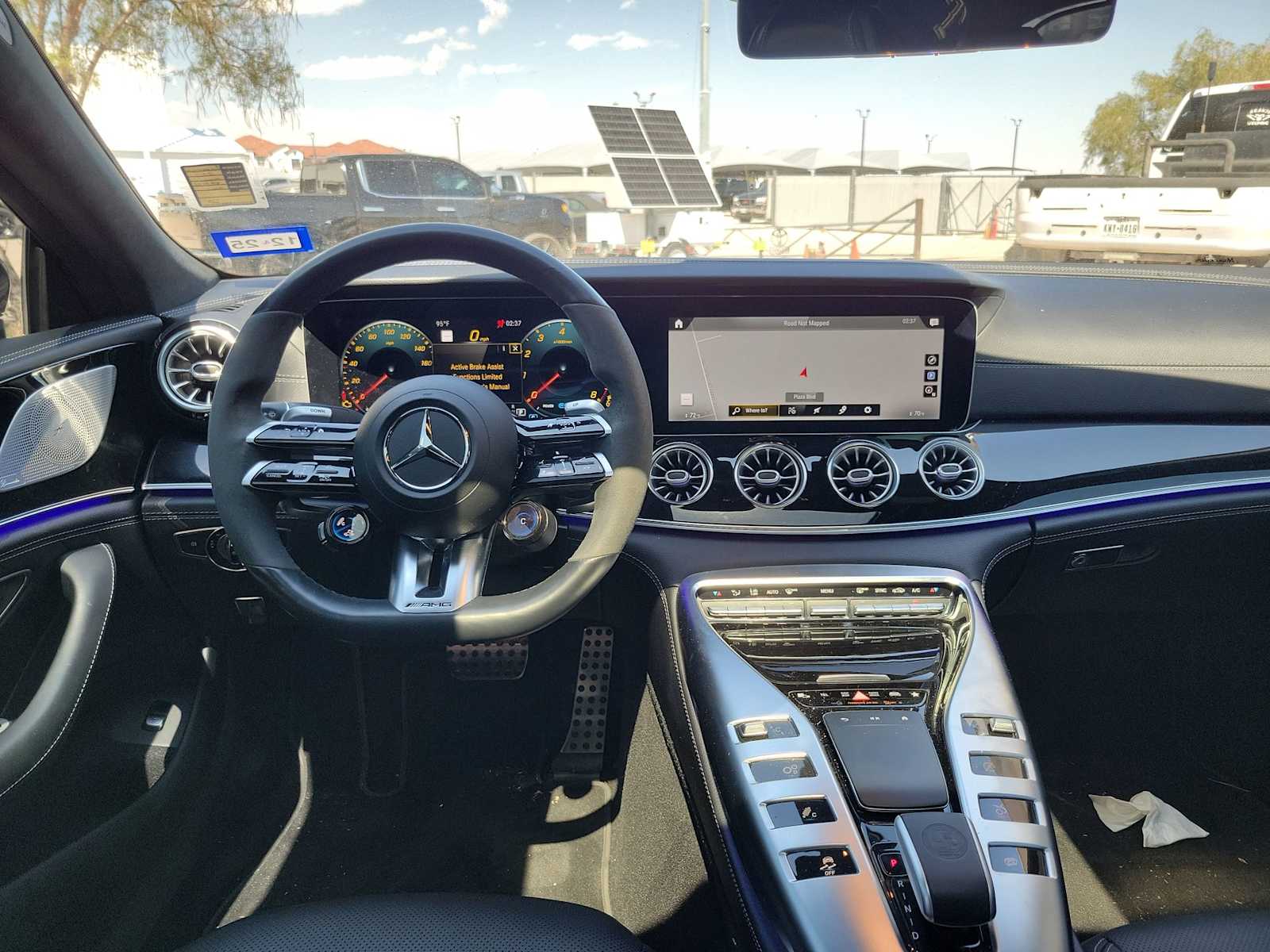 Thumbnail: 2022 Mercedes-Benz AMG GT - 10