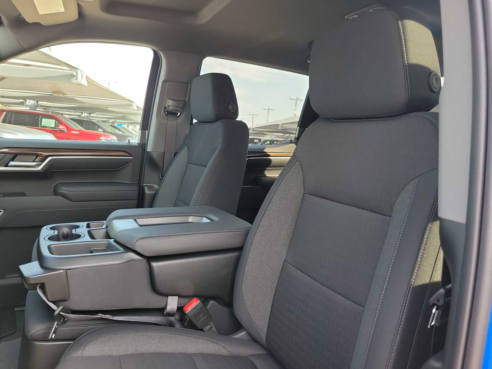 Thumbnail: 2026 Chevrolet Silverado 1500 - 11