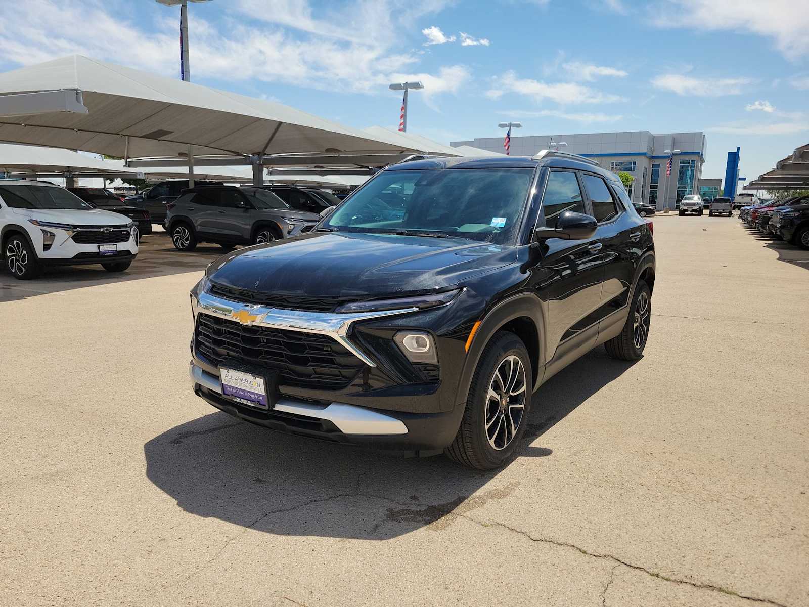 Thumbnail: 2026 Chevrolet TrailBlazer - 4