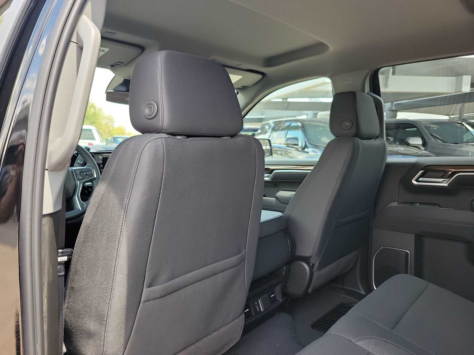 Thumbnail: 2026 Chevrolet Silverado 1500 - 12