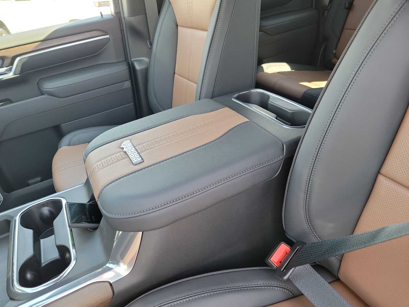 Thumbnail: 2026 Chevrolet Silverado 2500 - 16