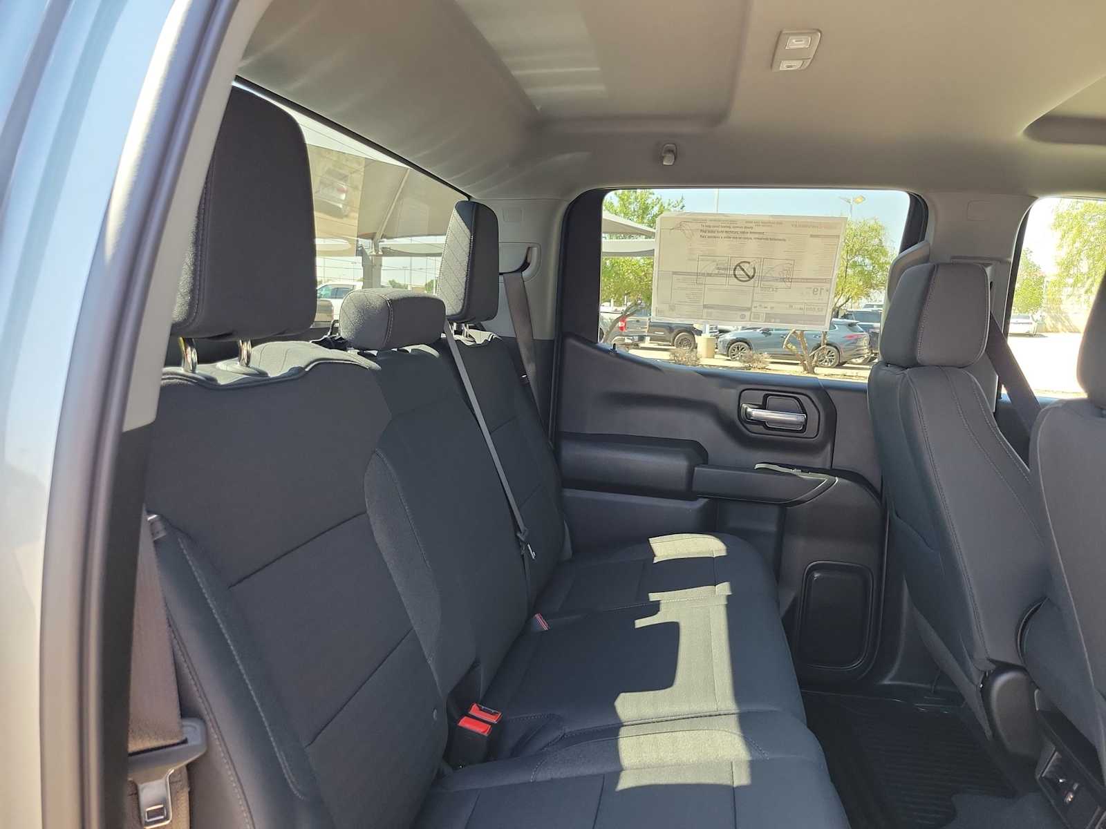 Thumbnail: 2026 Chevrolet Silverado 1500 - 21