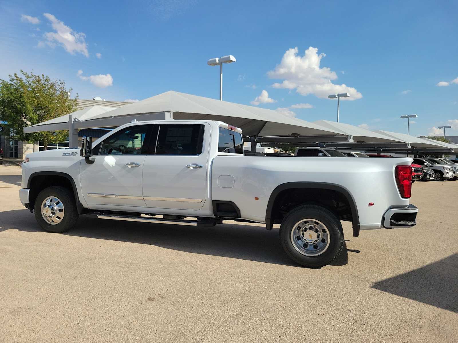 Thumbnail: 2026 Chevrolet Silverado 3500 - 3