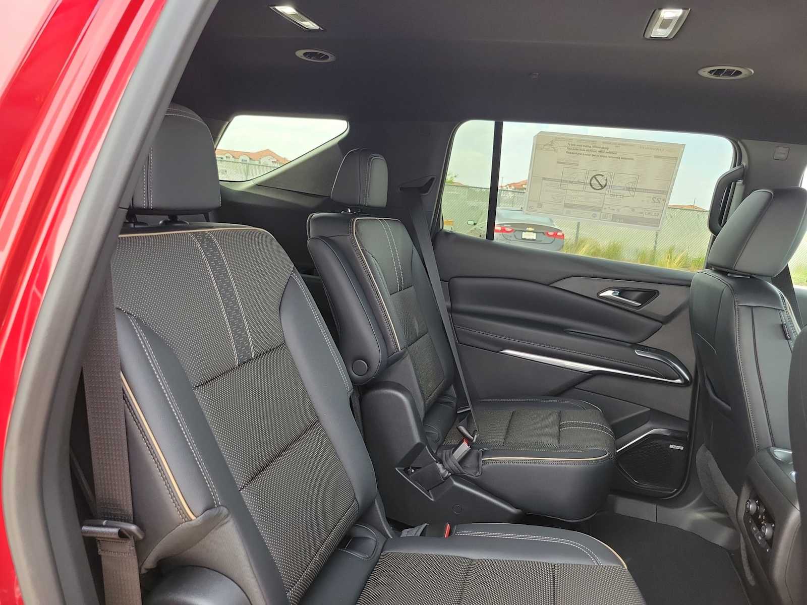 Thumbnail: 2026 Chevrolet Traverse - 17