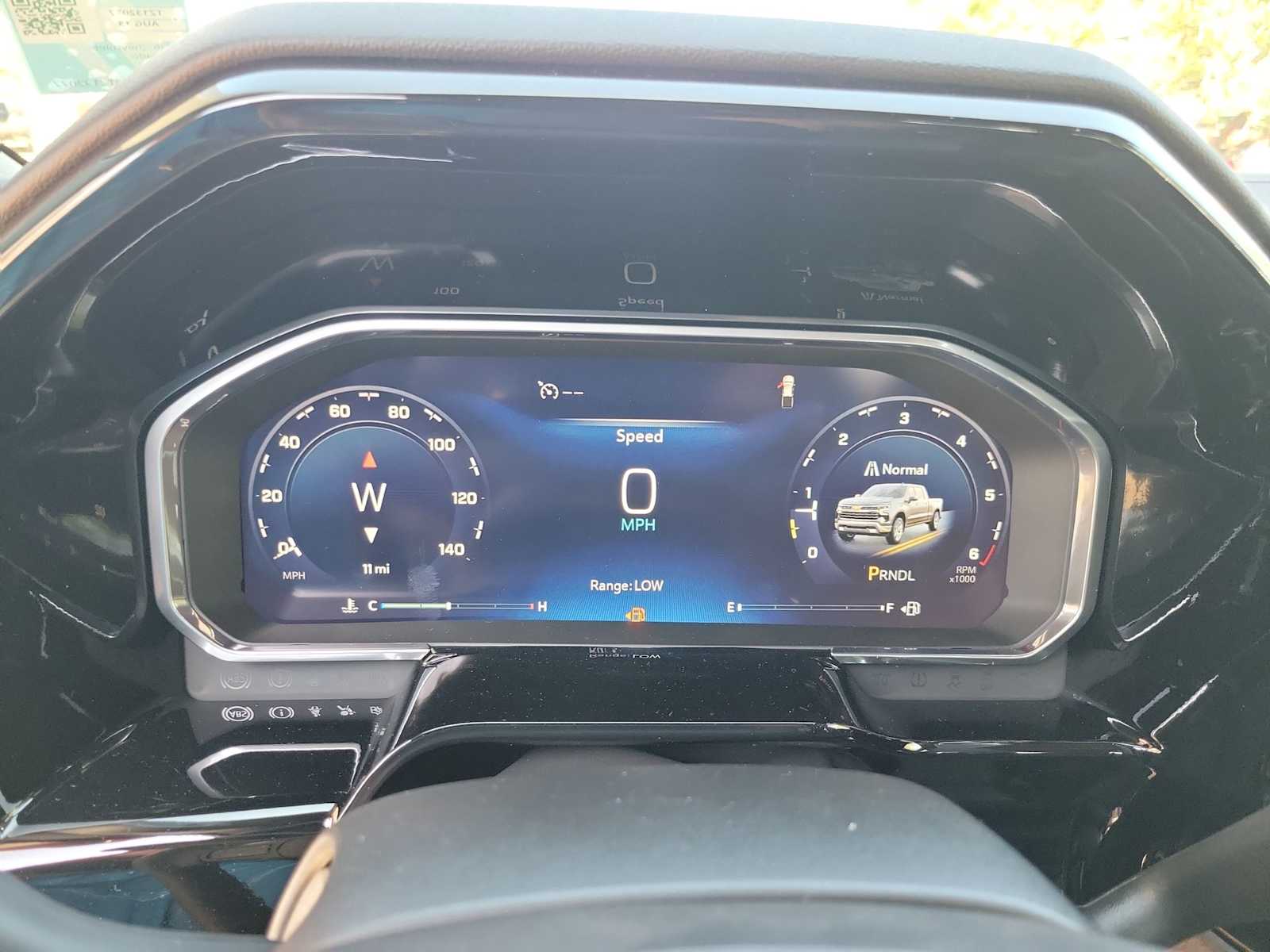 Thumbnail: 2026 Chevrolet Silverado 1500 - 26