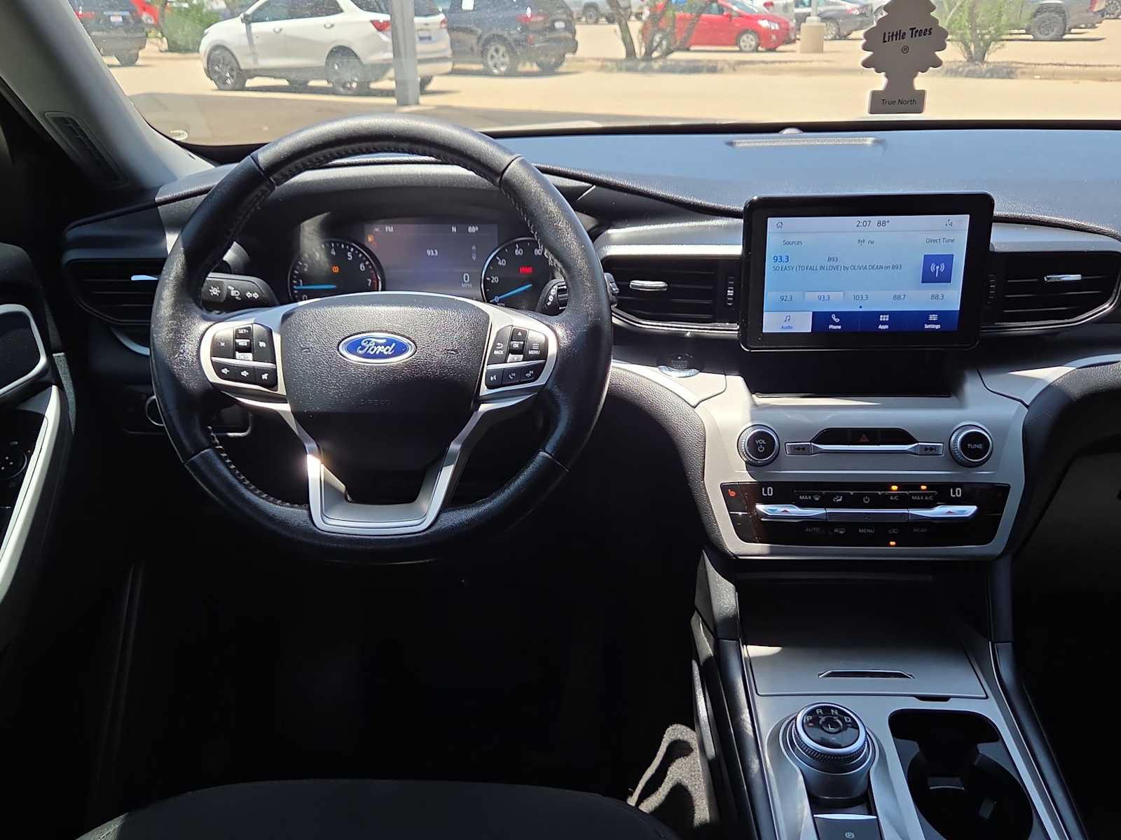 Thumbnail: 2021 Ford Explorer - 14