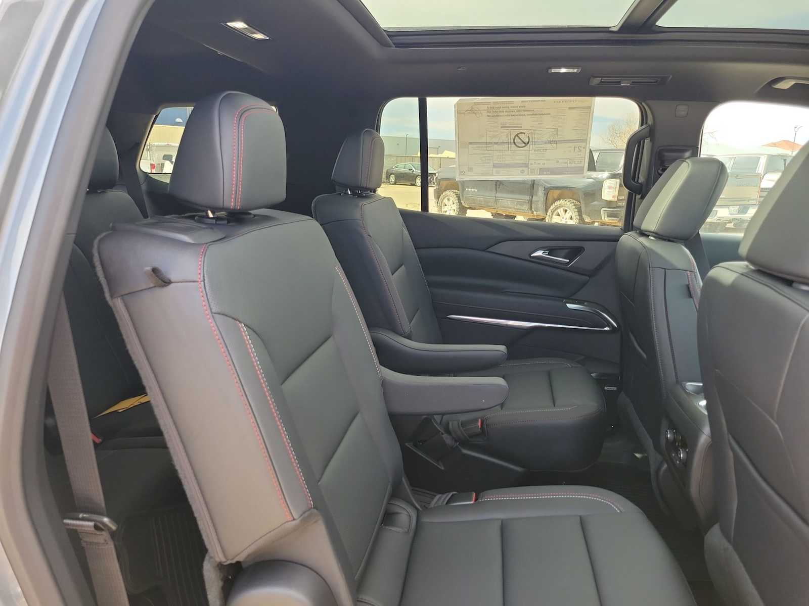 Thumbnail: 2026 Chevrolet Traverse - 9