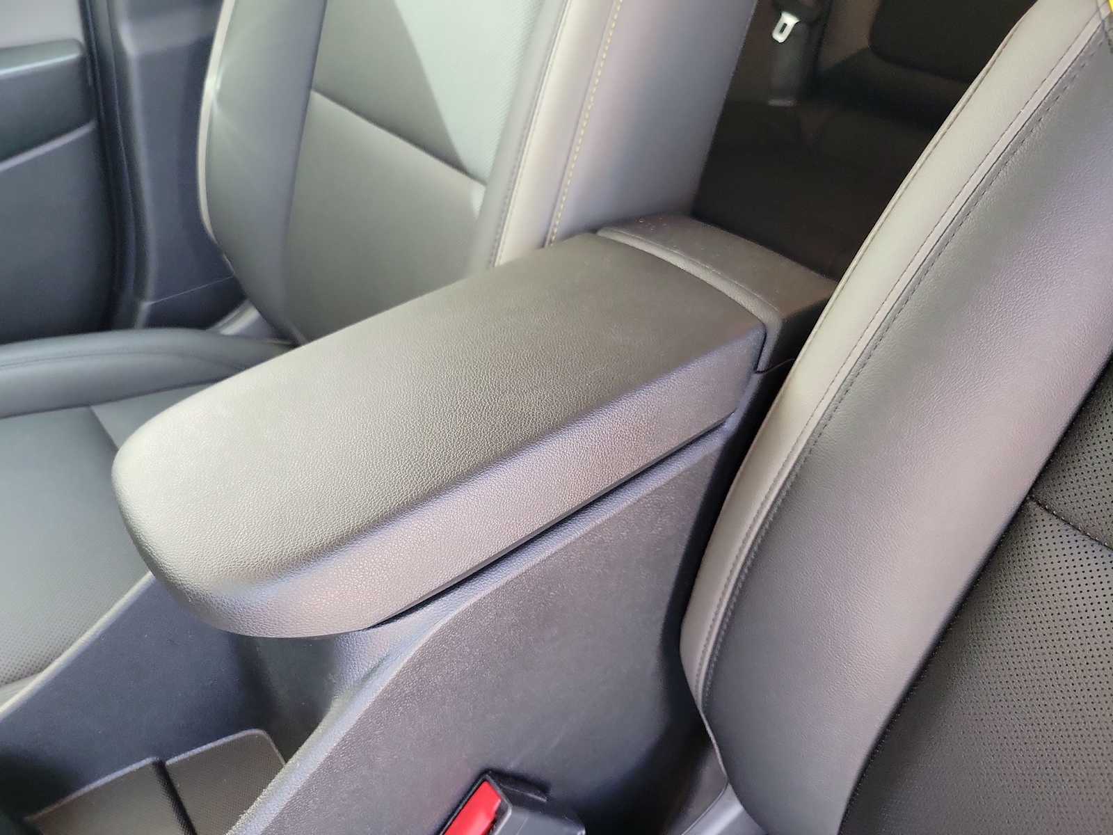 Thumbnail: 2025 Chevrolet Trax - 12