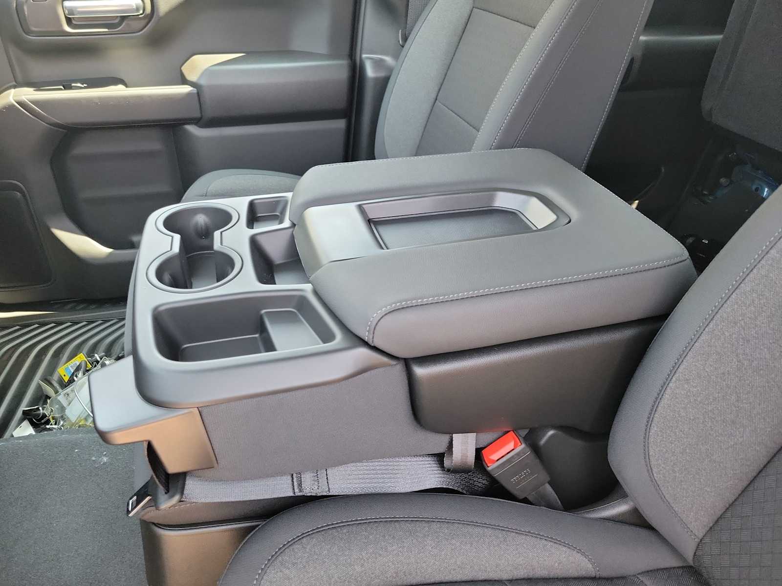 Thumbnail: 2026 Chevrolet Silverado 1500 - 16