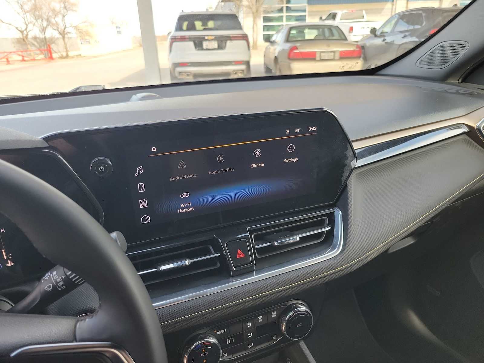 Thumbnail: 2025 Chevrolet TrailBlazer - 16