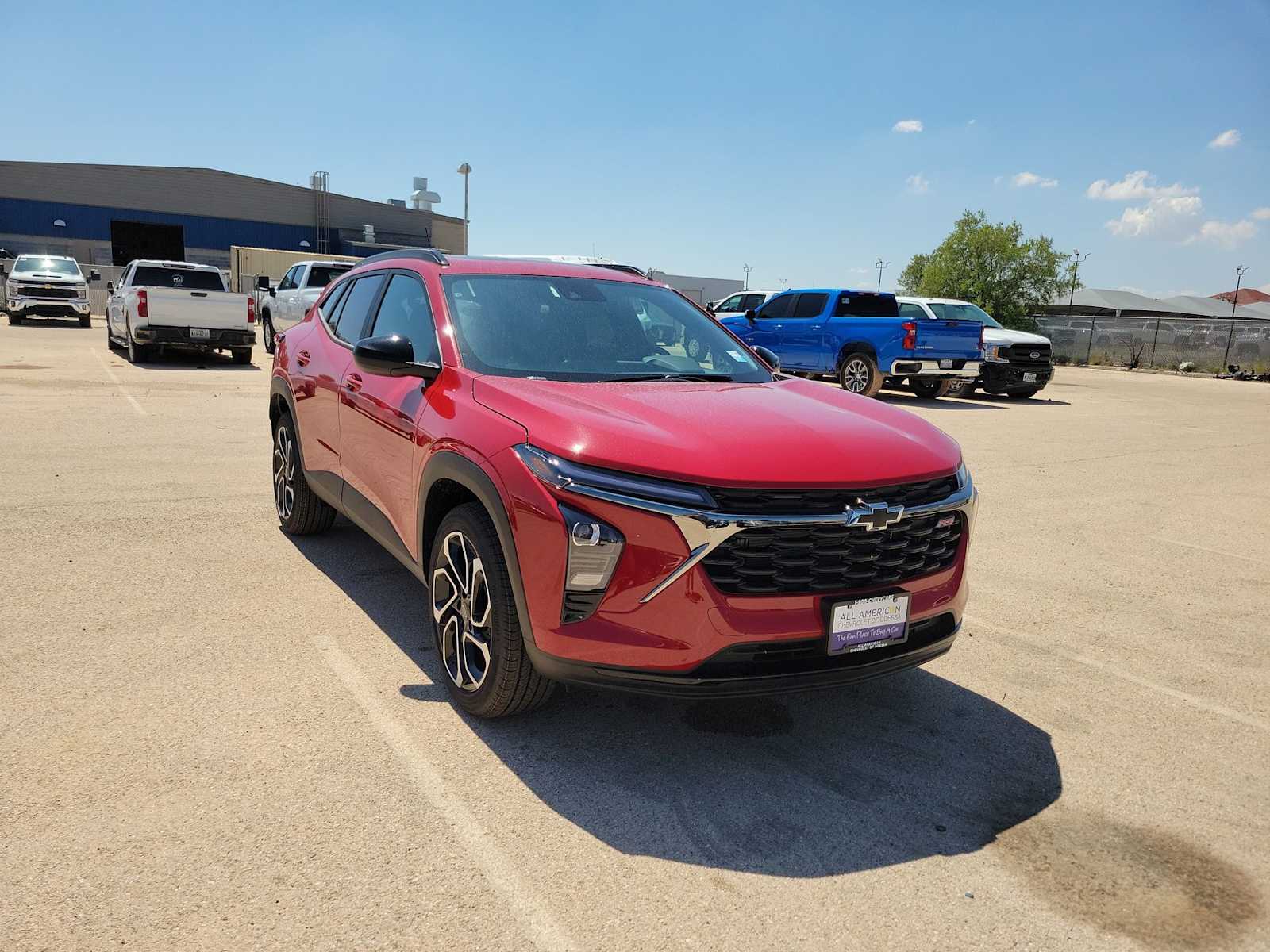 Thumbnail: 2026 Chevrolet Trax - 2