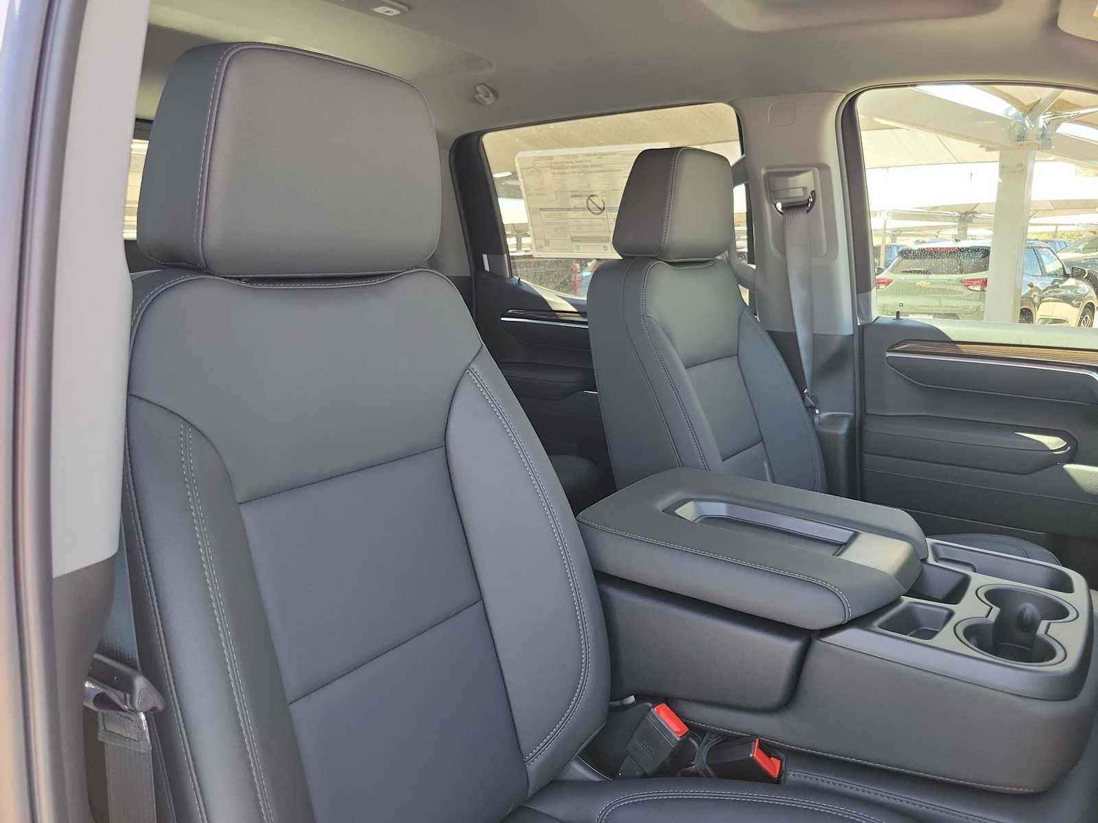 Thumbnail: 2026 Chevrolet Silverado 1500 - 10