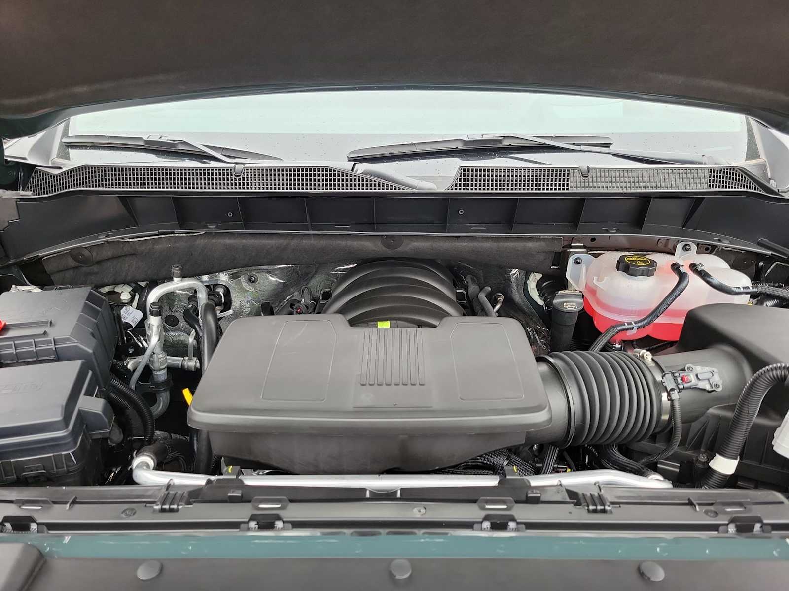 Thumbnail: 2026 Chevrolet Silverado 1500 - 9