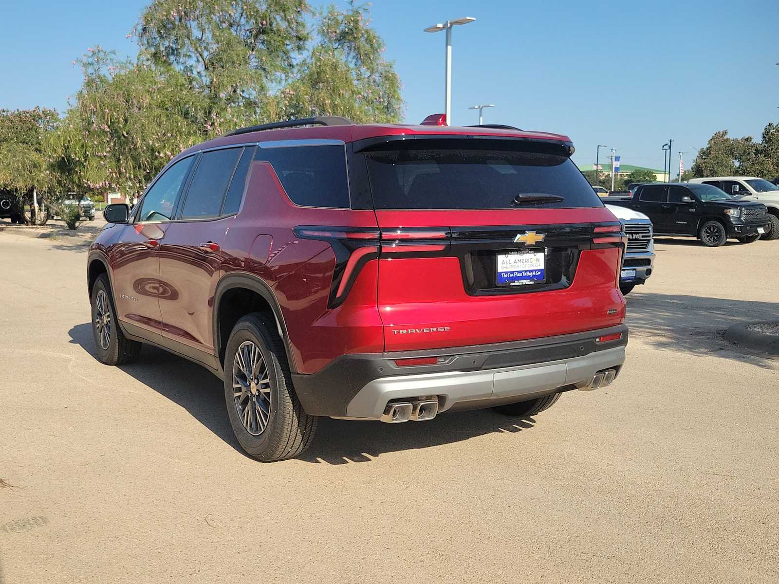 Thumbnail: 2026 Chevrolet Traverse - 6