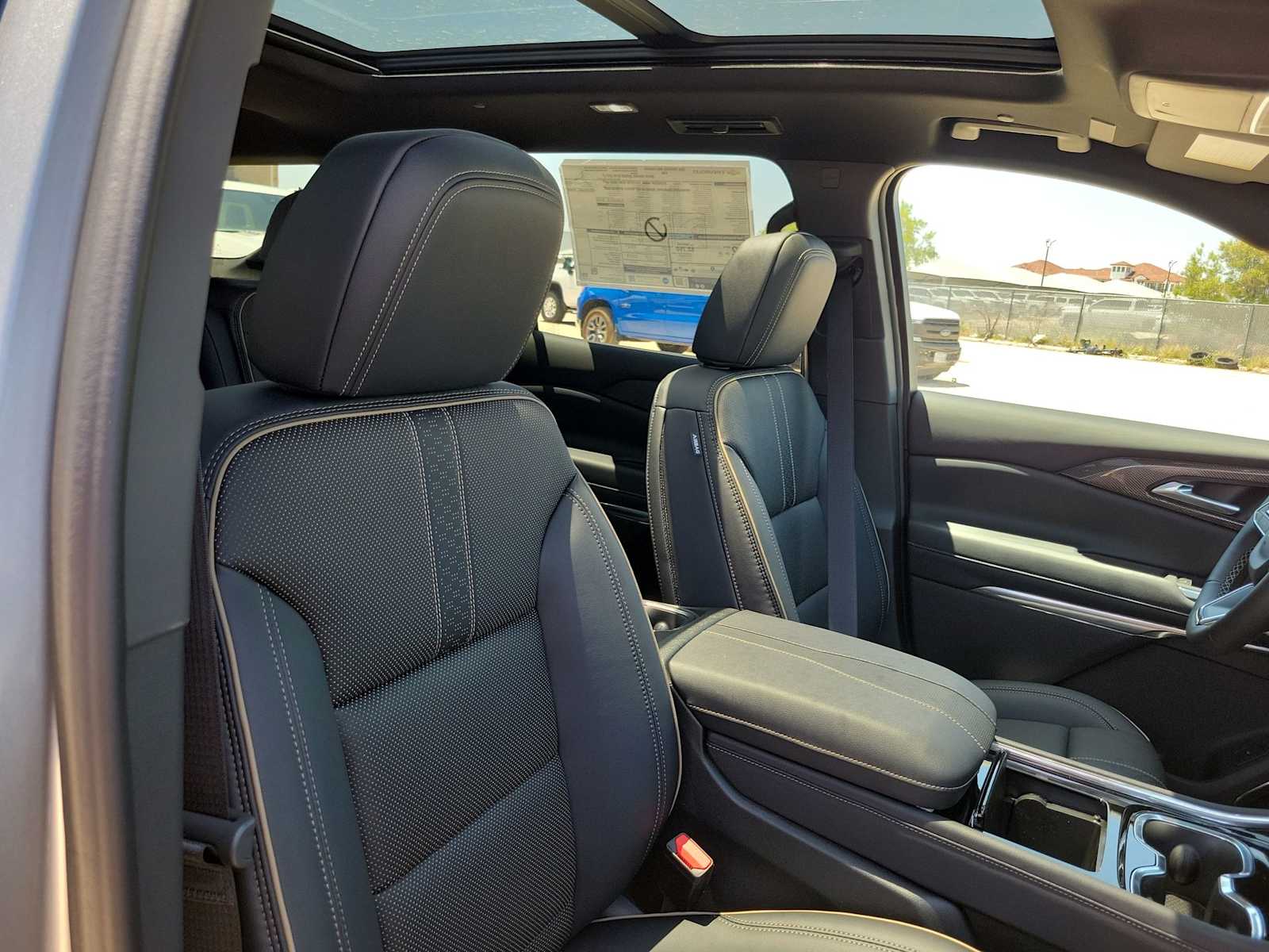 Thumbnail: 2026 Chevrolet Traverse - 18