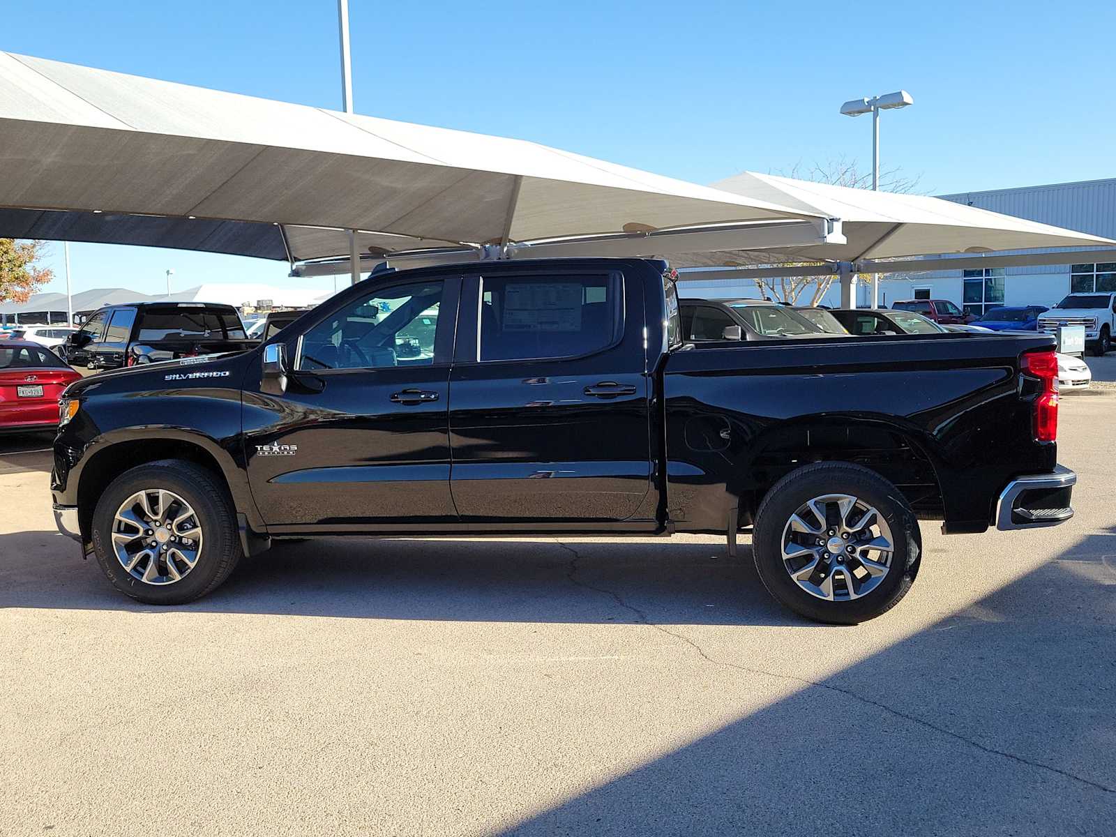 Thumbnail: 2025 Chevrolet Silverado 1500 - 3