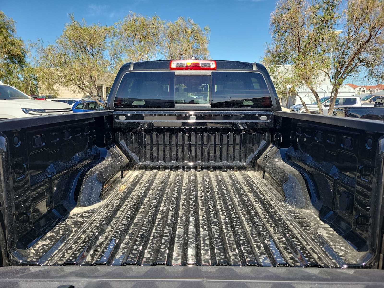 Thumbnail: 2026 Chevrolet Colorado - 19