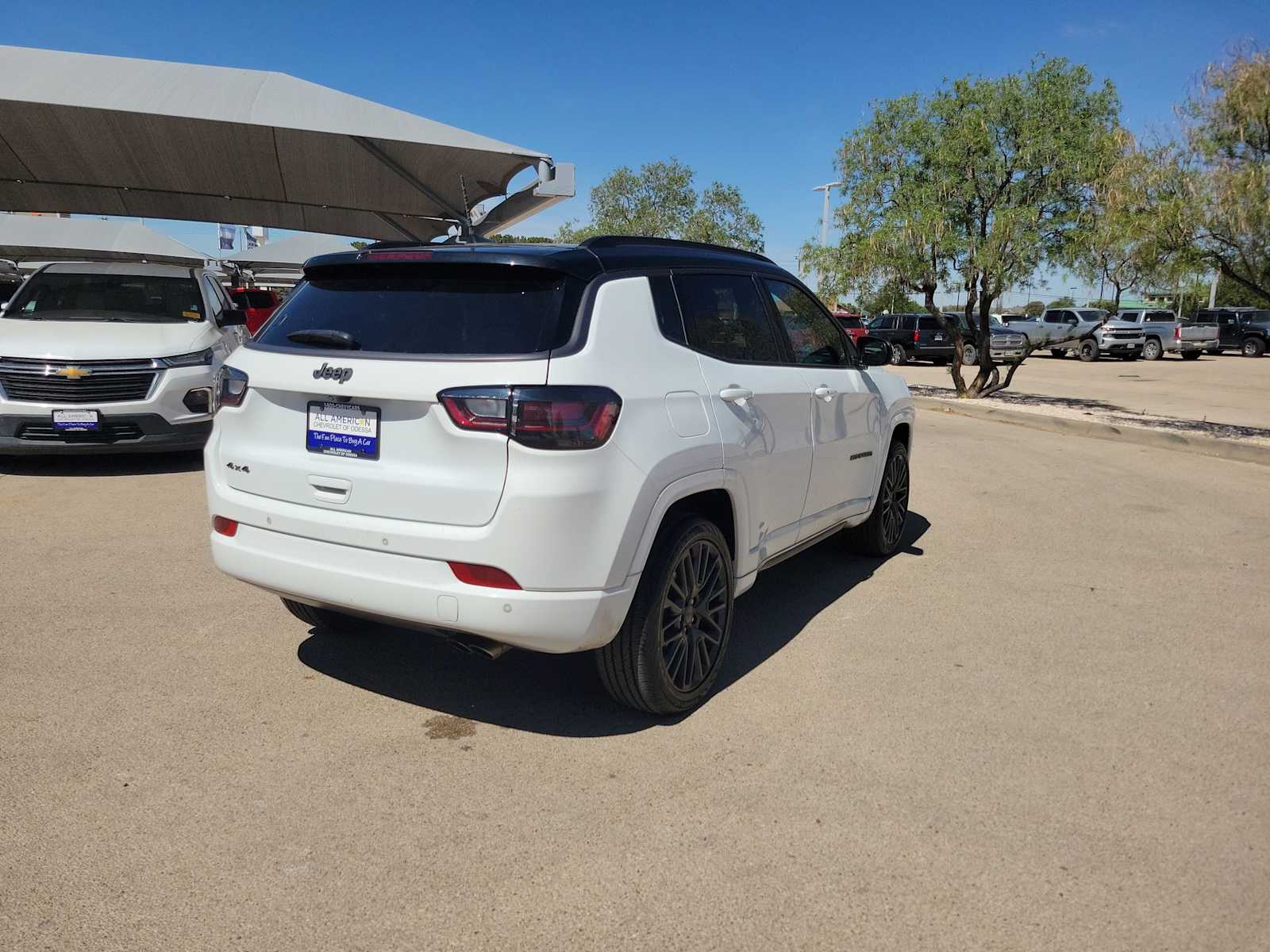 Thumbnail: 2022 Jeep Compass - 8