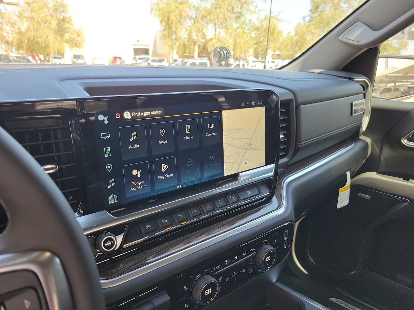 Thumbnail: 2025 Chevrolet Silverado 1500 - 20